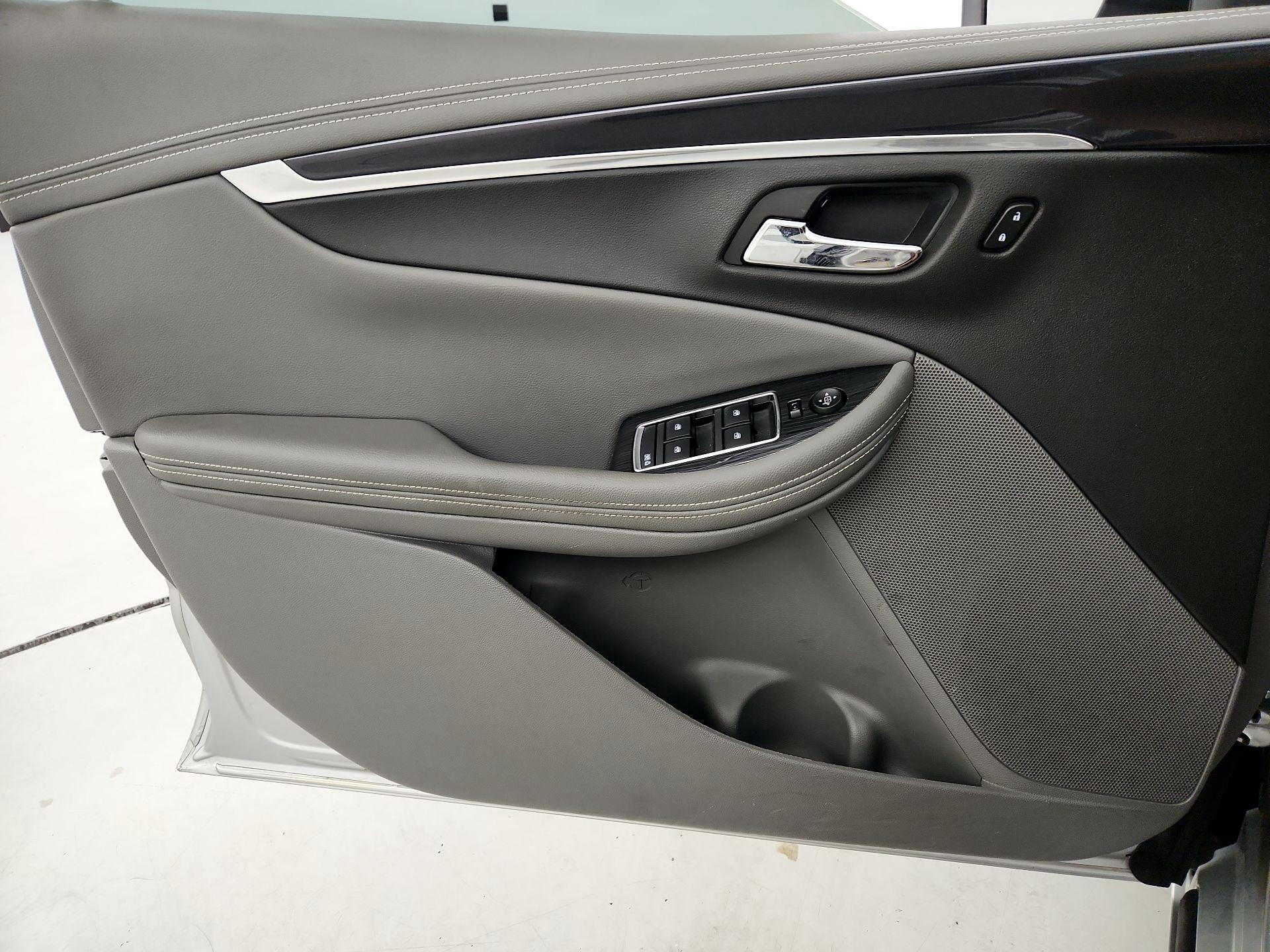 Thumbnail: 2019 Chevrolet Impala - 12