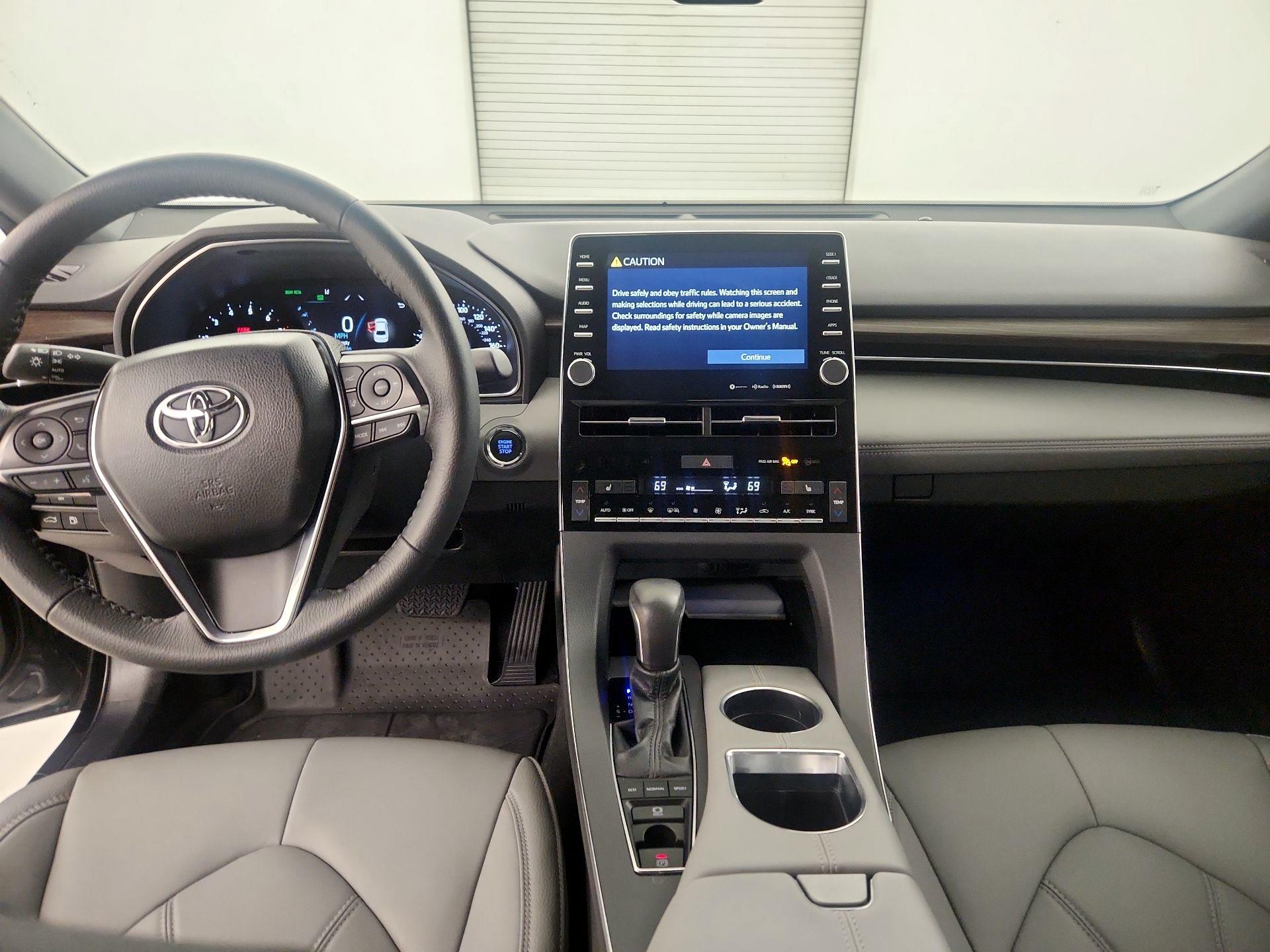Thumbnail: 2022 Toyota Avalon - 9