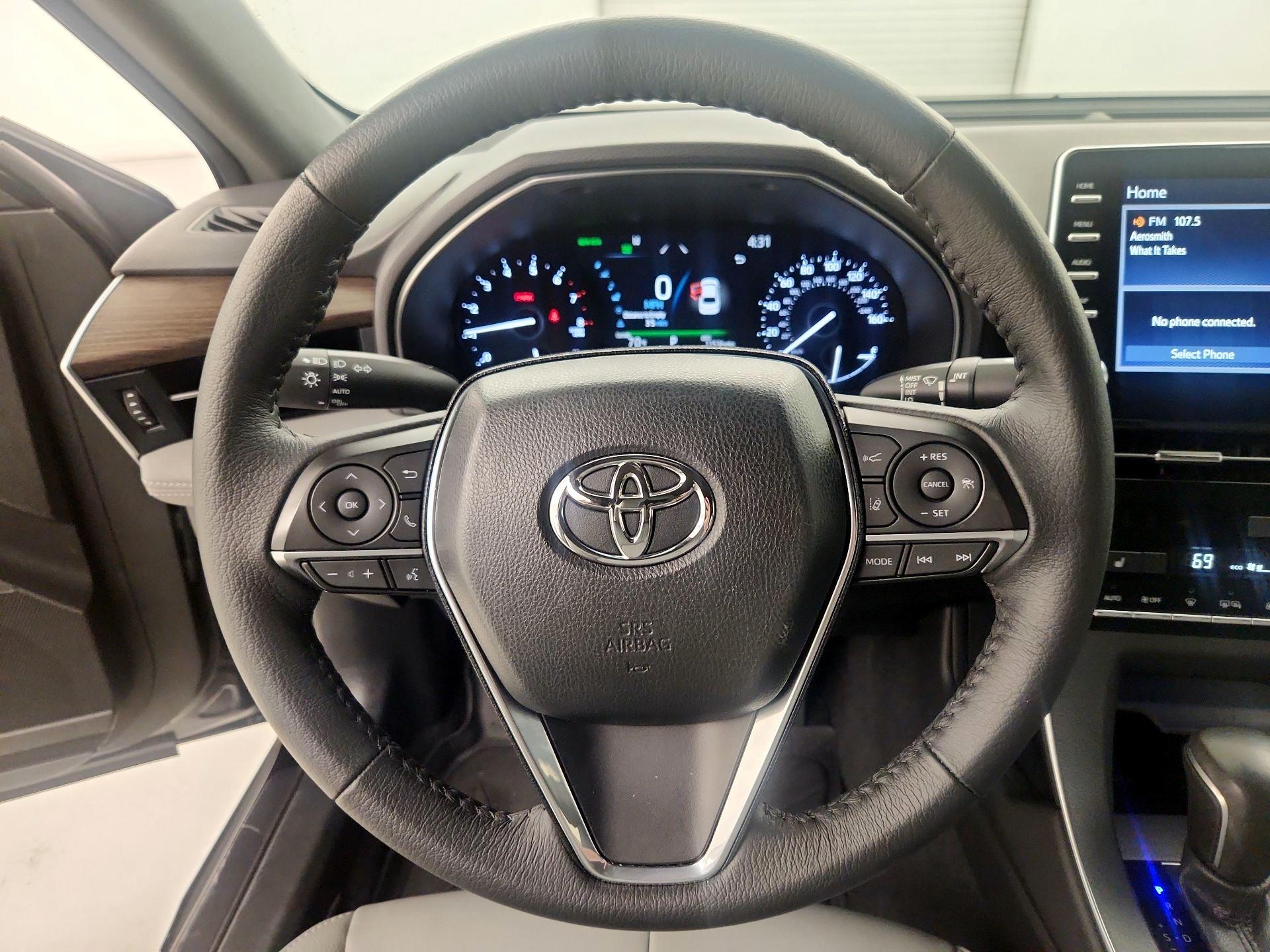 Thumbnail: 2022 Toyota Avalon - 10