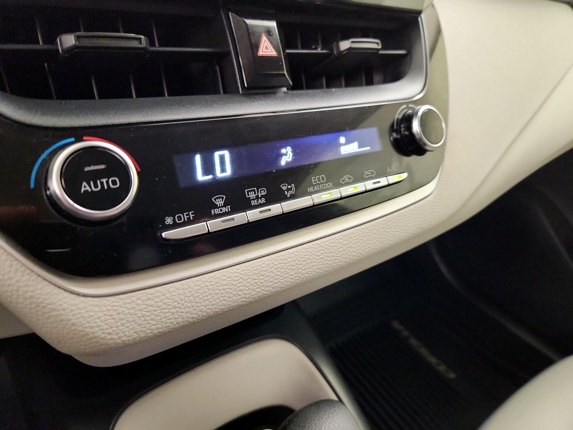 Thumbnail: 2021 Toyota Corolla - 16