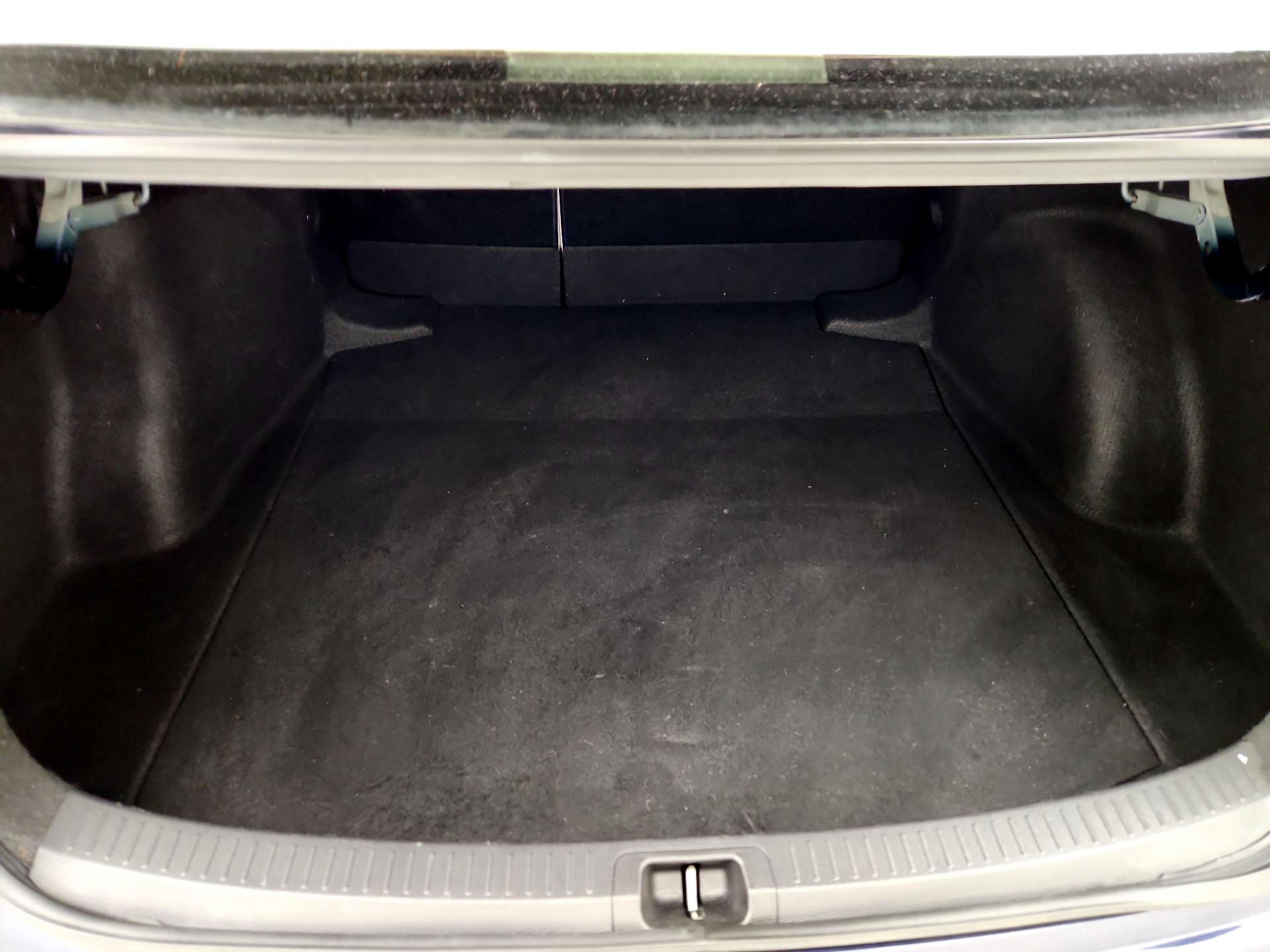 Thumbnail: 2021 Toyota Corolla - 20