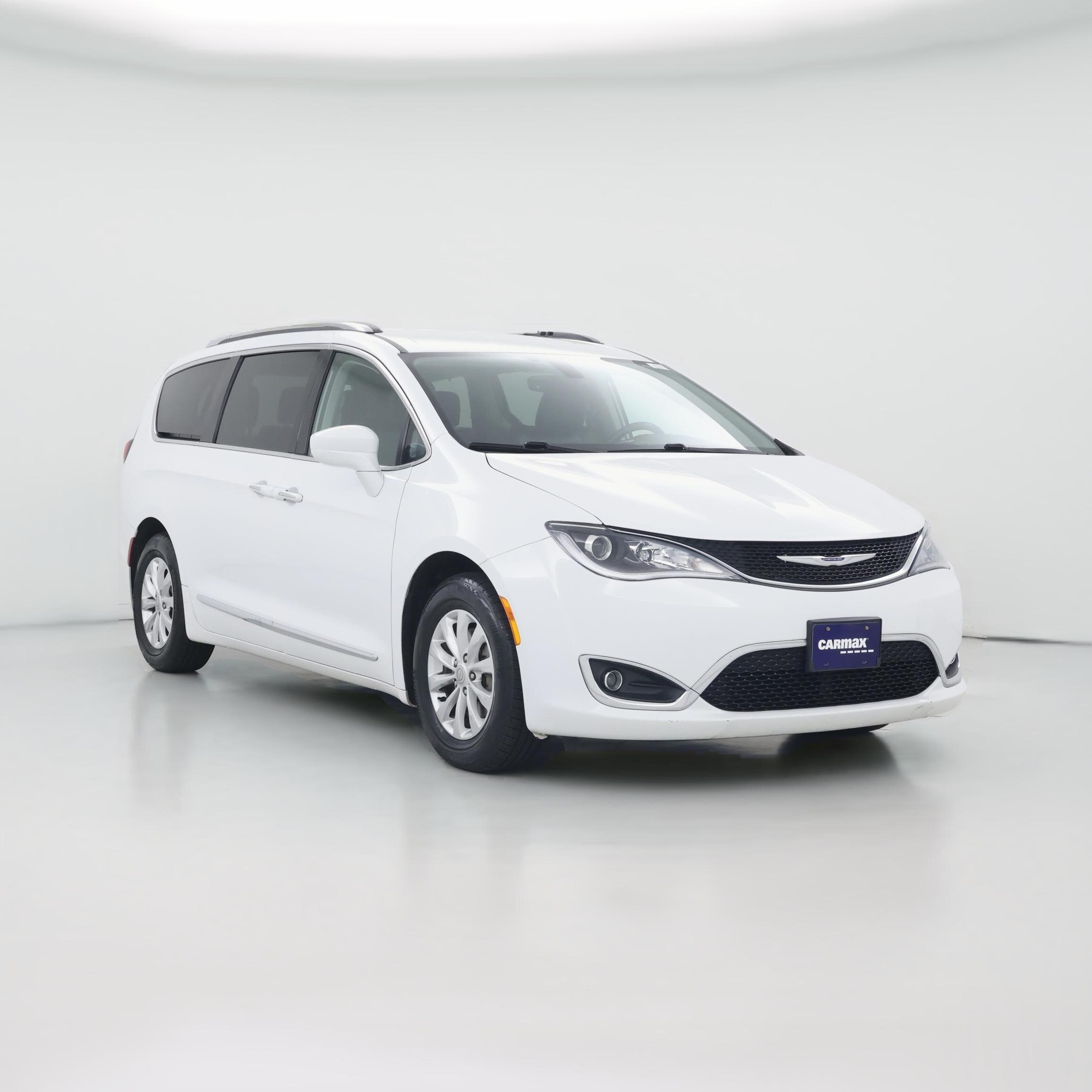 Thumbnail: 2019 Chrysler Pacifica - 1
