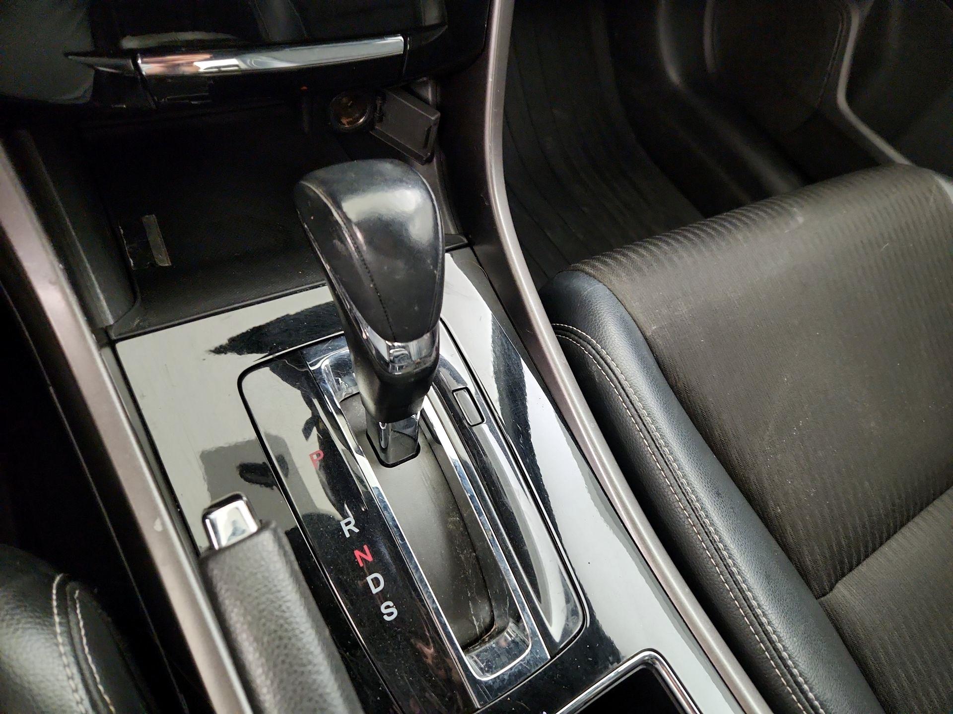 Thumbnail: 2016 Honda Accord - 17