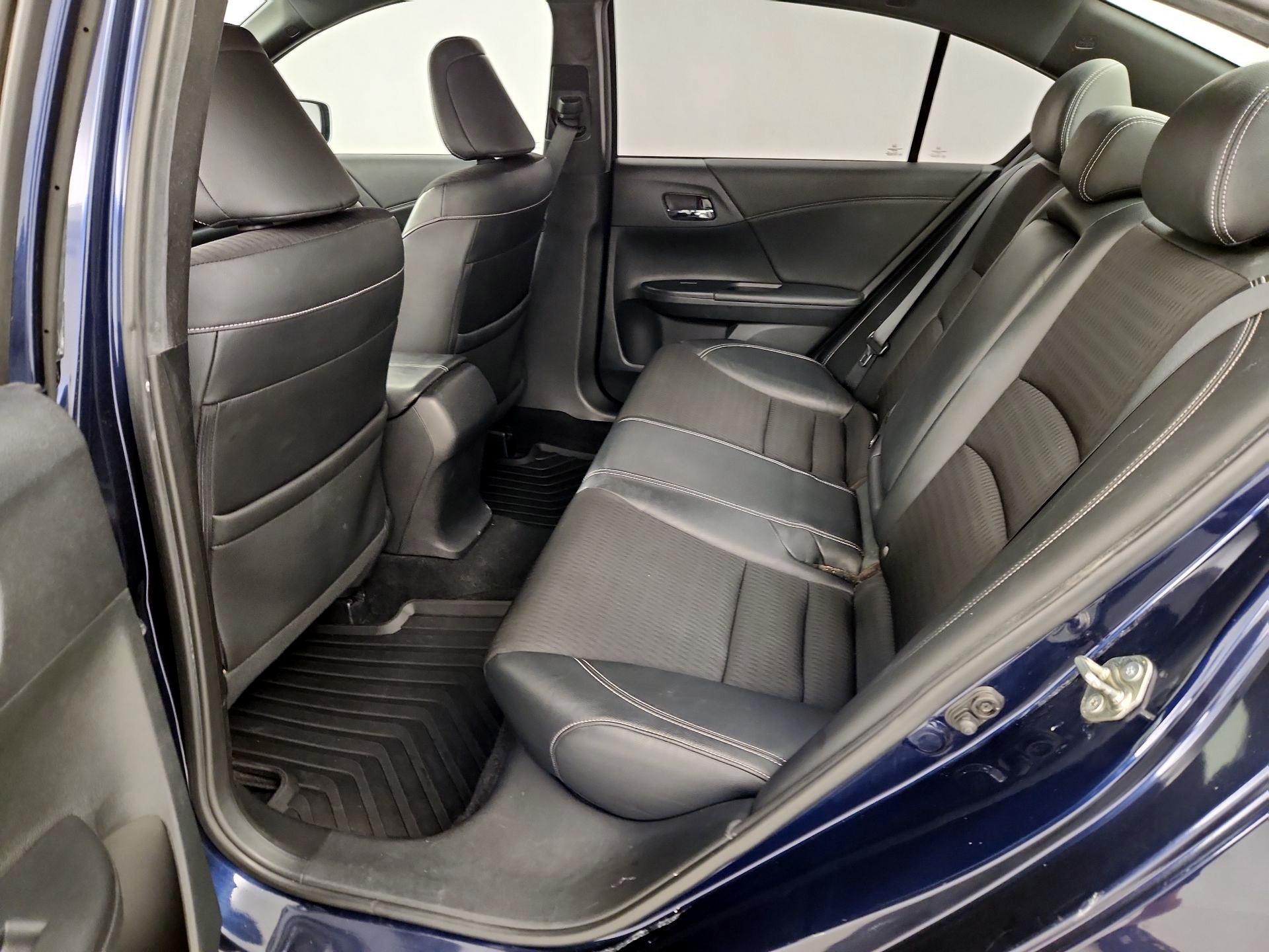 Thumbnail: 2016 Honda Accord - 19