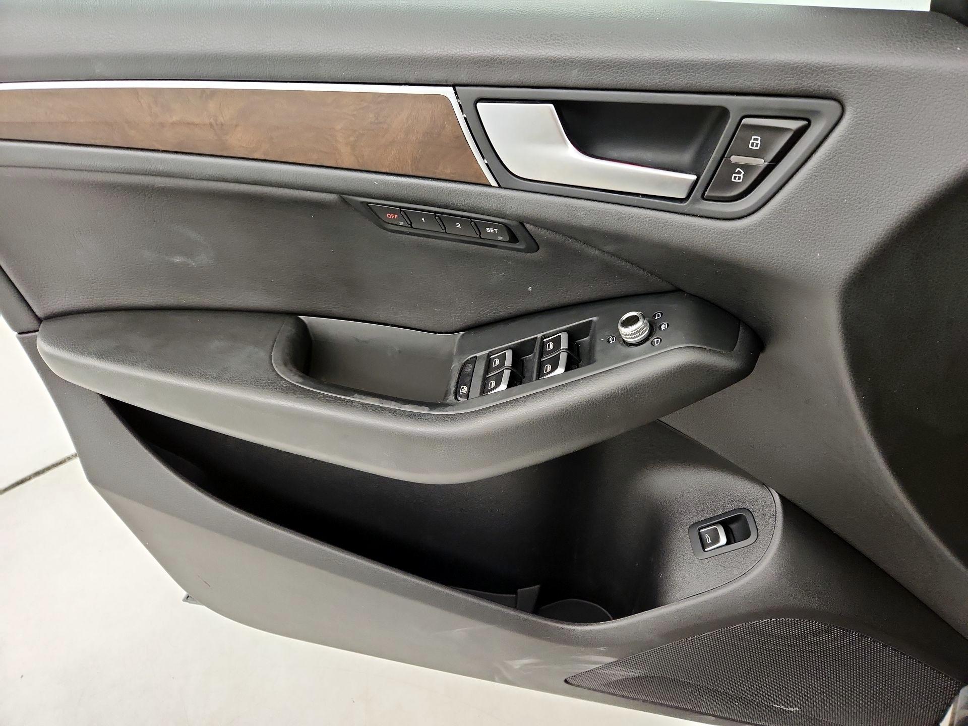 Thumbnail: 2015 Audi Q5 - 12