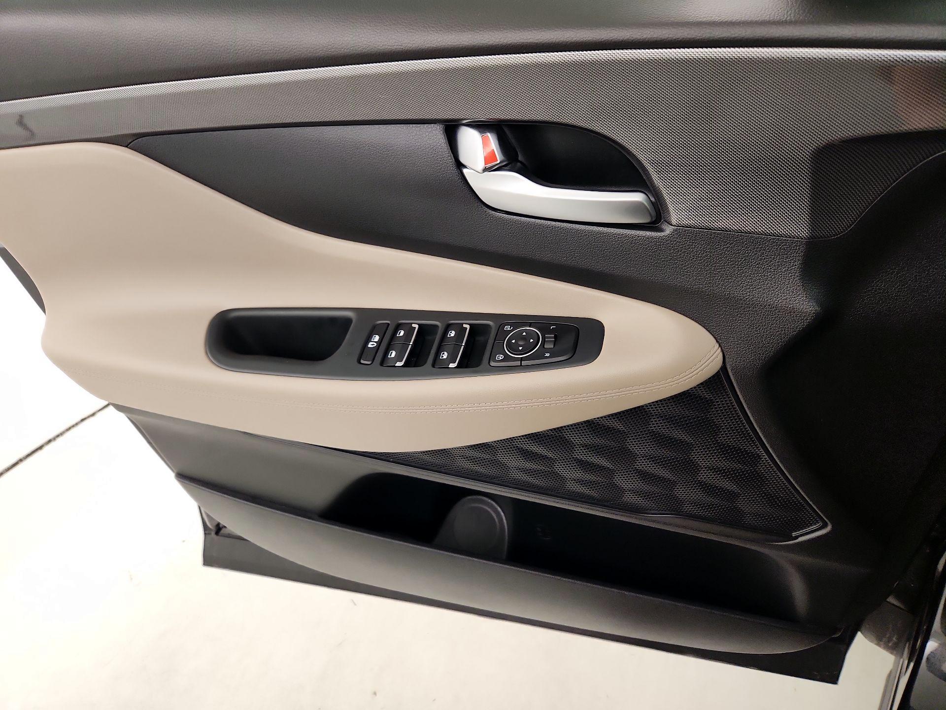 Thumbnail: 2023 Hyundai Santa Fe - 12