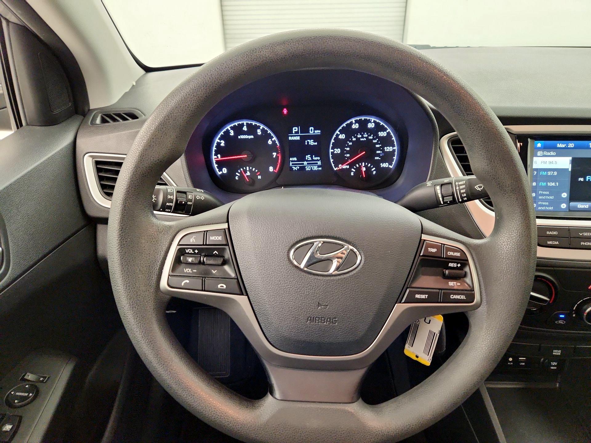 Thumbnail: 2022 Hyundai Accent - 10