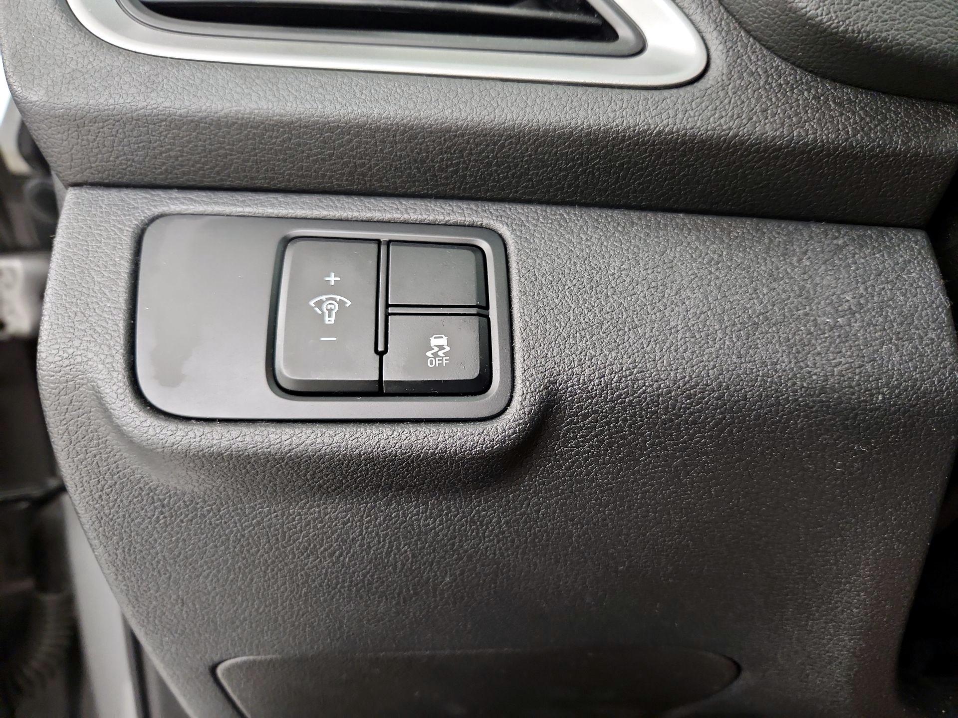 Thumbnail: 2022 Hyundai Accent - 13