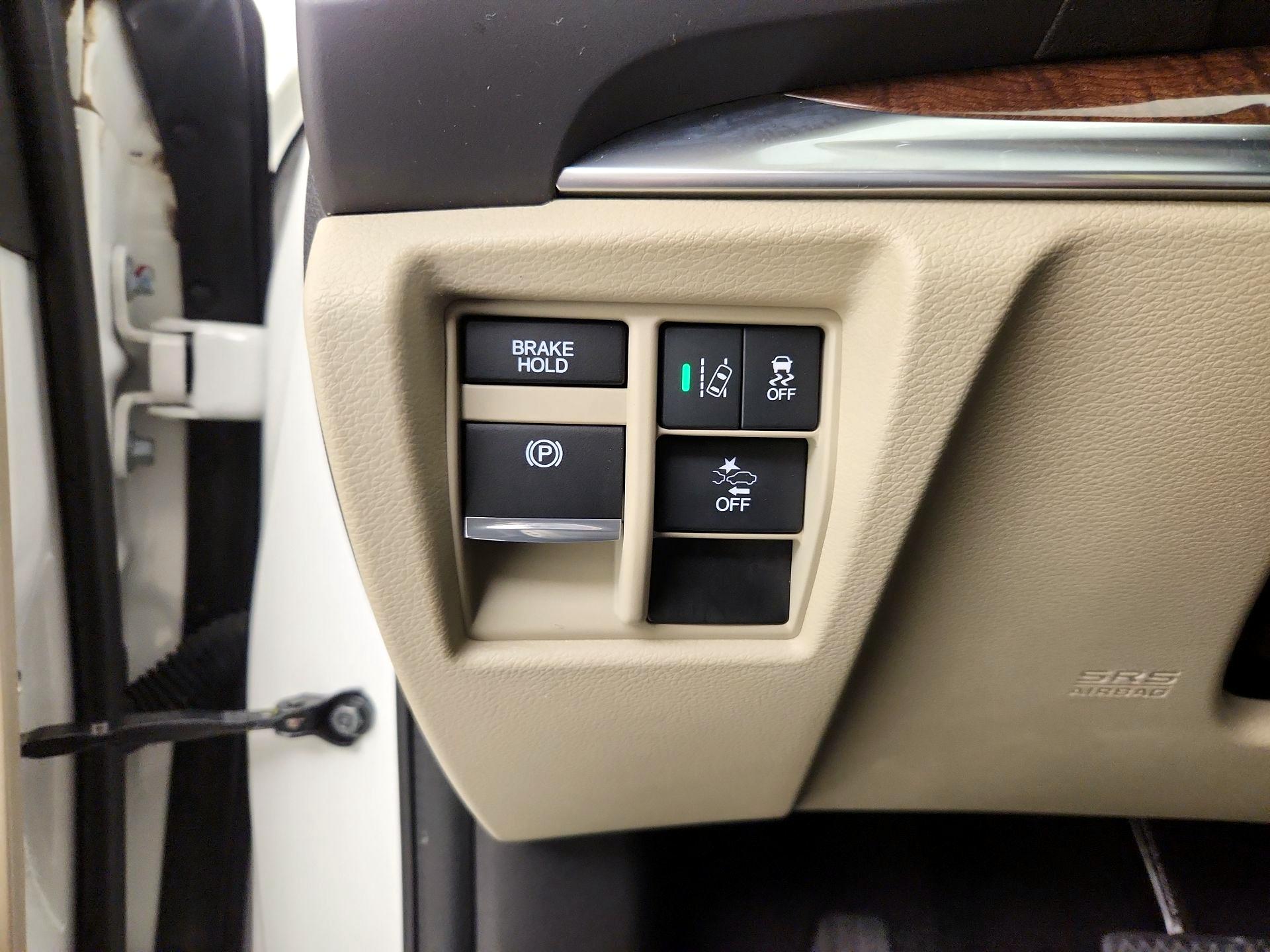 Thumbnail: 2017 Acura MDX - 13