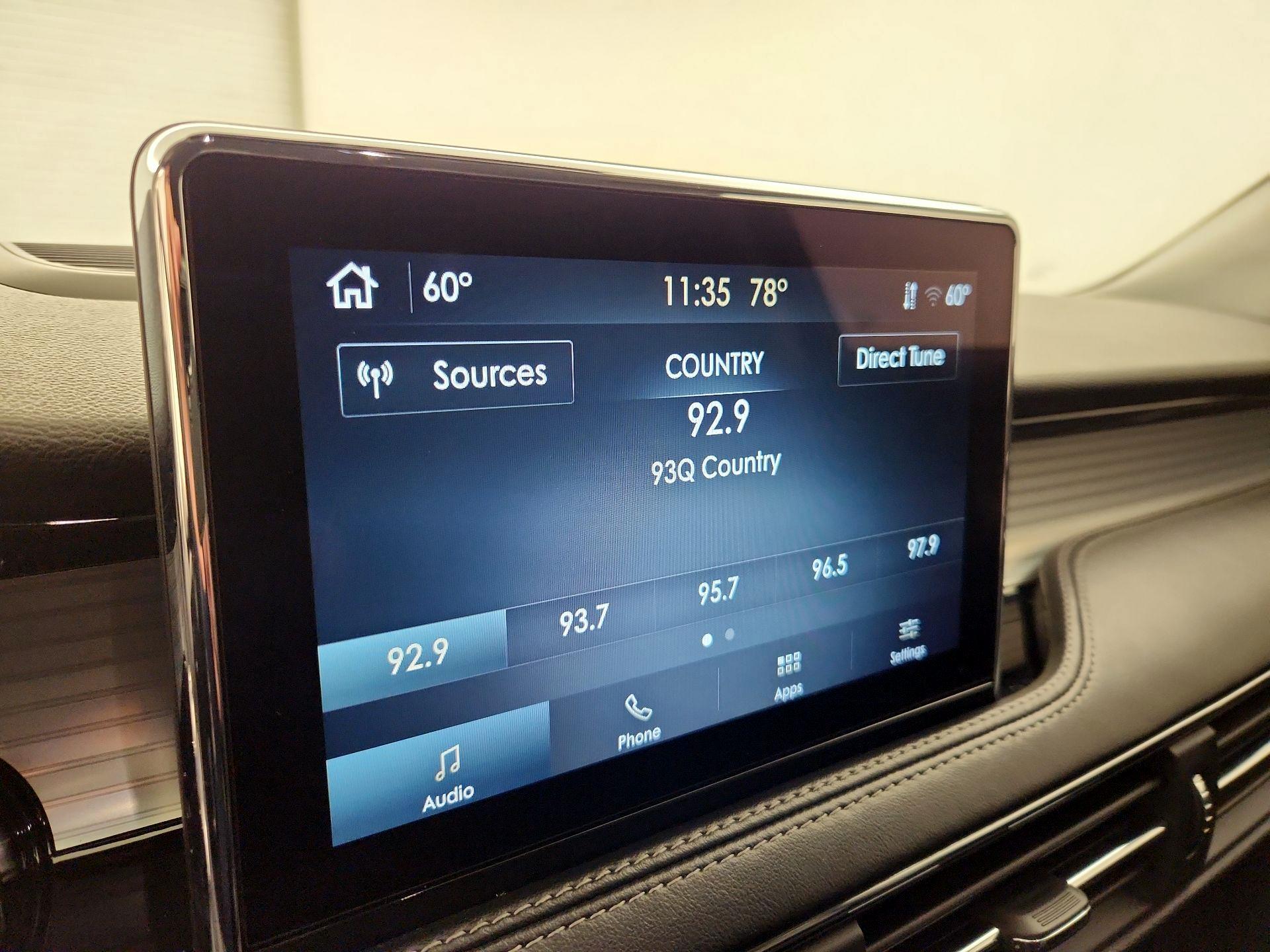 Thumbnail: 2022 Lincoln Corsair - 15