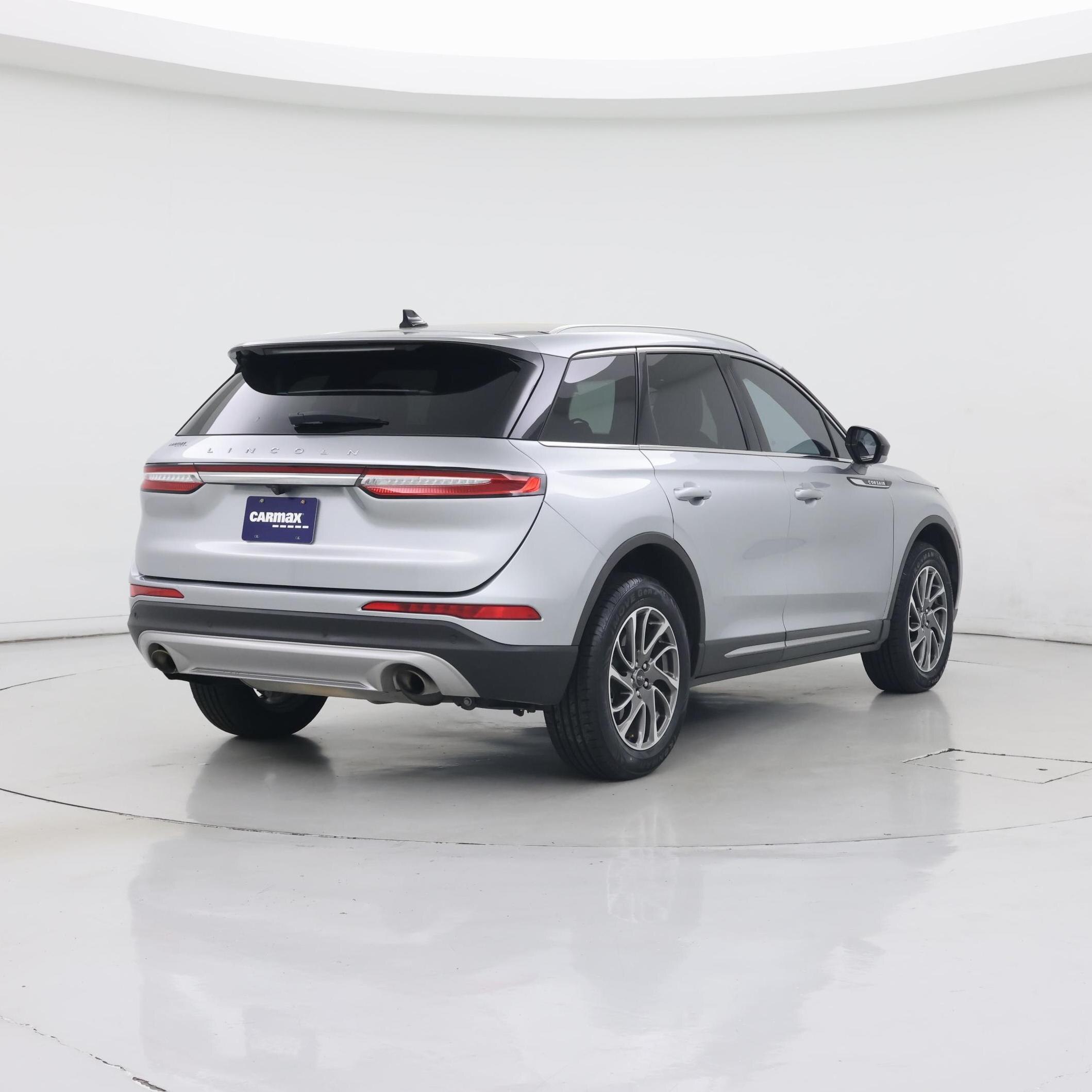 Thumbnail: 2022 Lincoln Corsair - 8