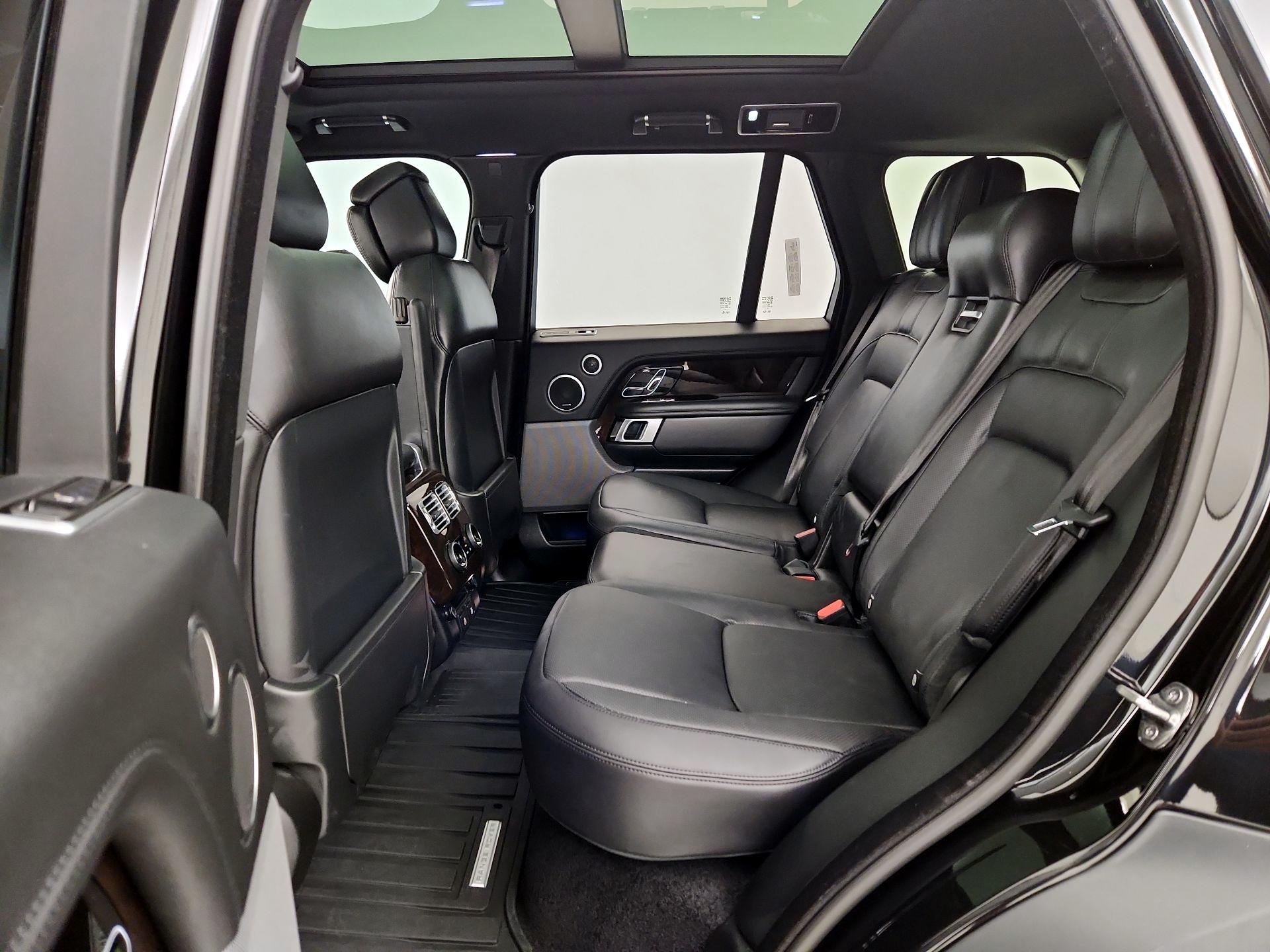 Thumbnail: 2022 Land Rover Range Rover - 20