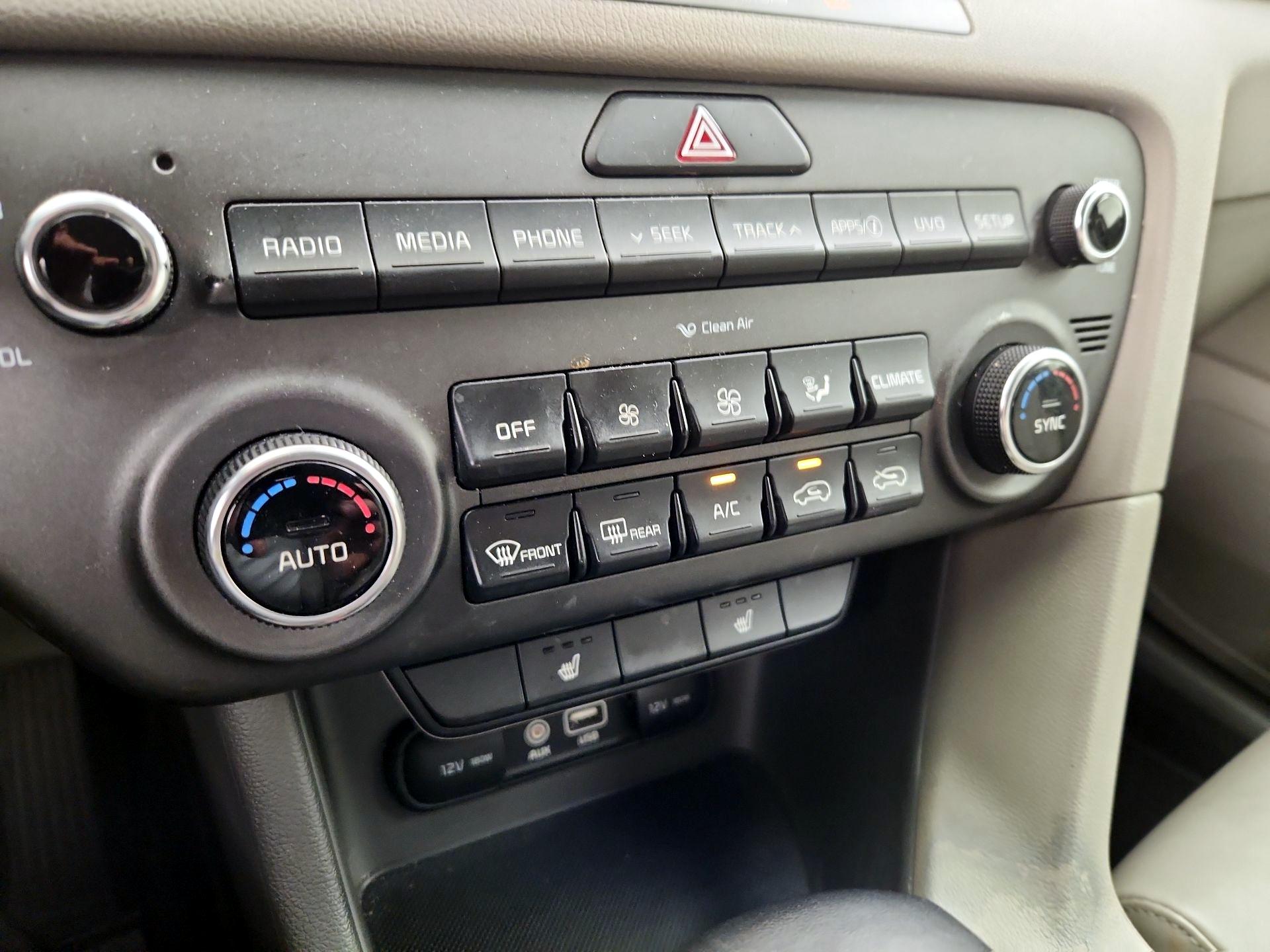 Thumbnail: 2017 Kia Sportage - 16