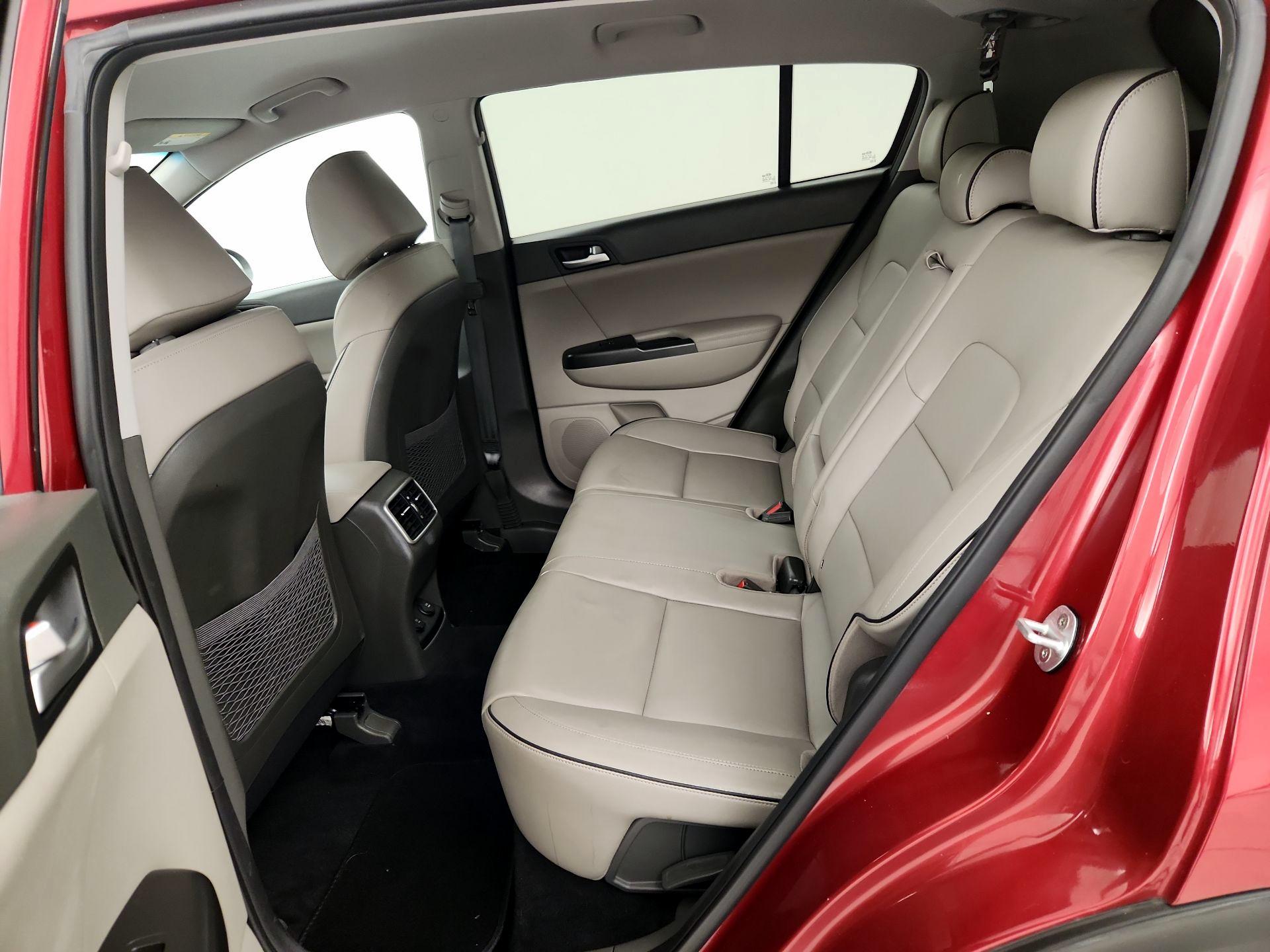 Thumbnail: 2017 Kia Sportage - 19