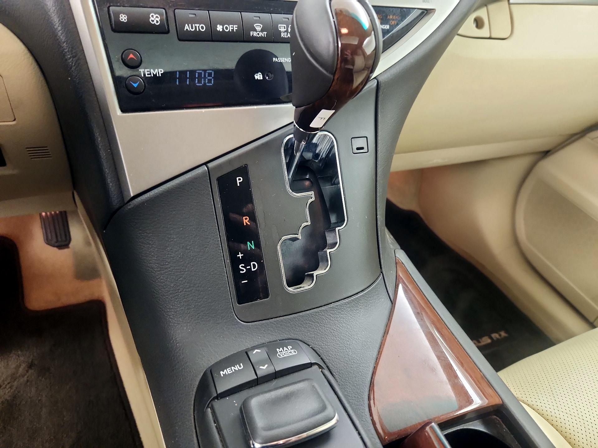 Thumbnail: 2015 Lexus RX - 18