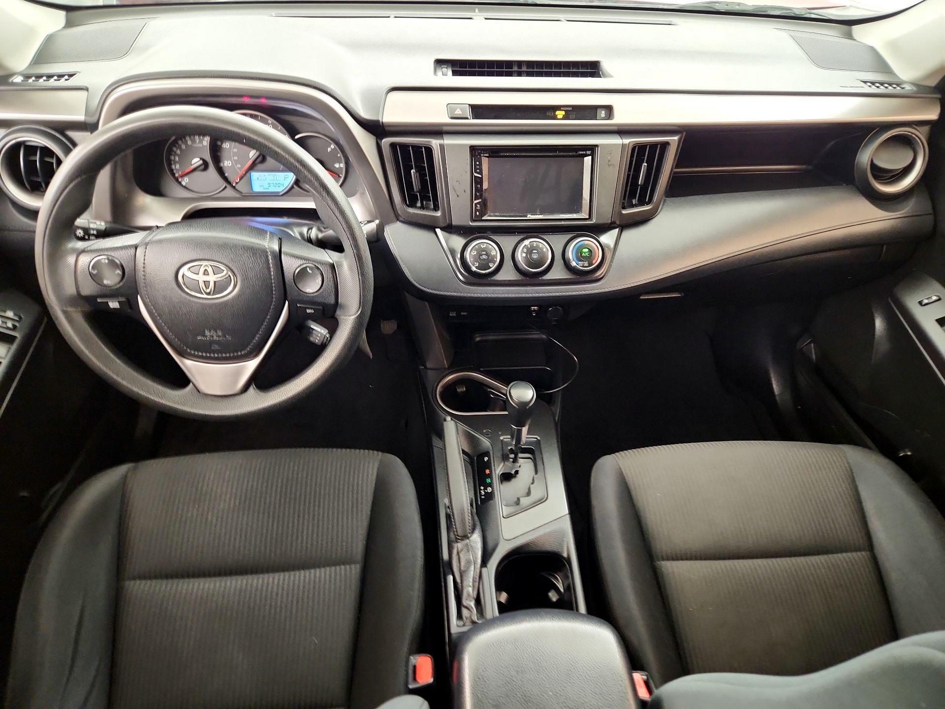 Thumbnail: 2016 Toyota RAV4 - 9