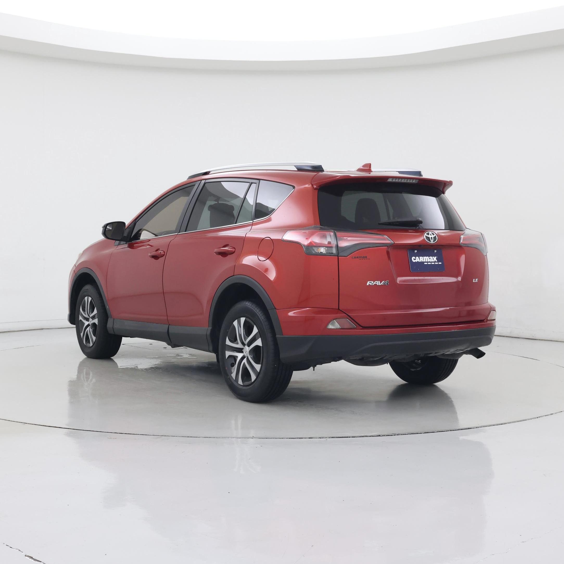 Thumbnail: 2016 Toyota RAV4 - 2