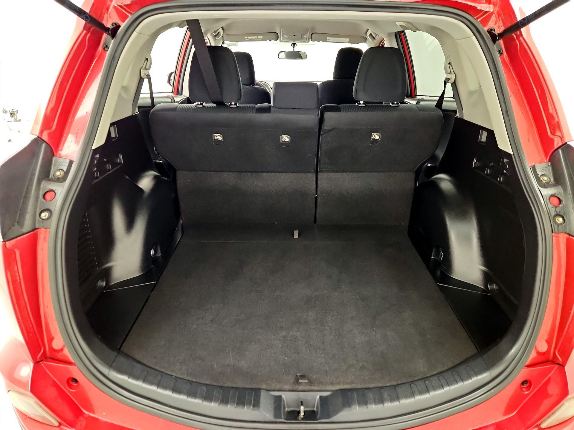 Thumbnail: 2016 Toyota RAV4 - 20