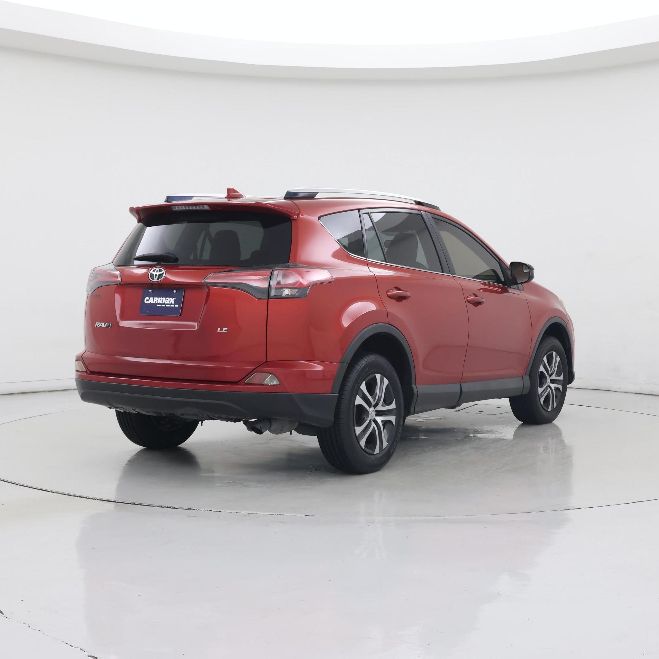Thumbnail: 2016 Toyota RAV4 - 8