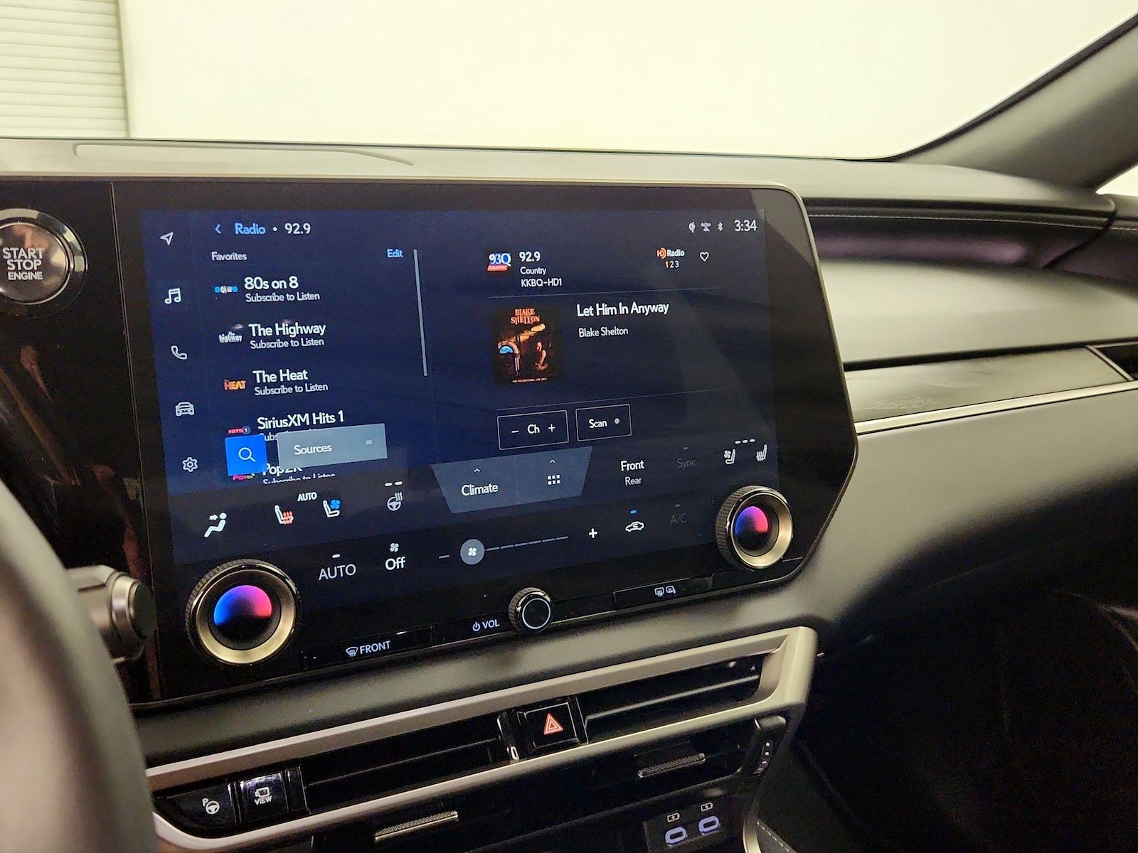 2025 Lexus RX 350 - Photo 16