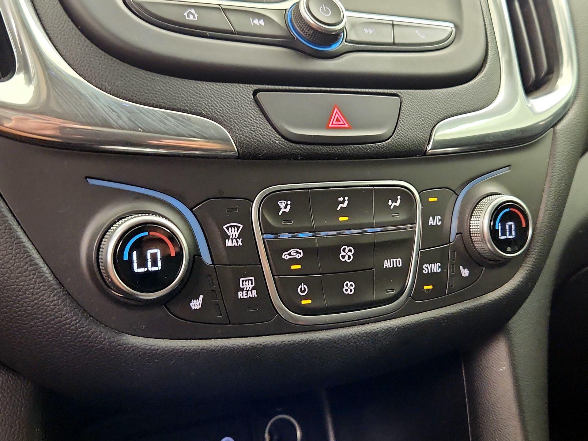 Thumbnail: 2019 Chevrolet Equinox - 16