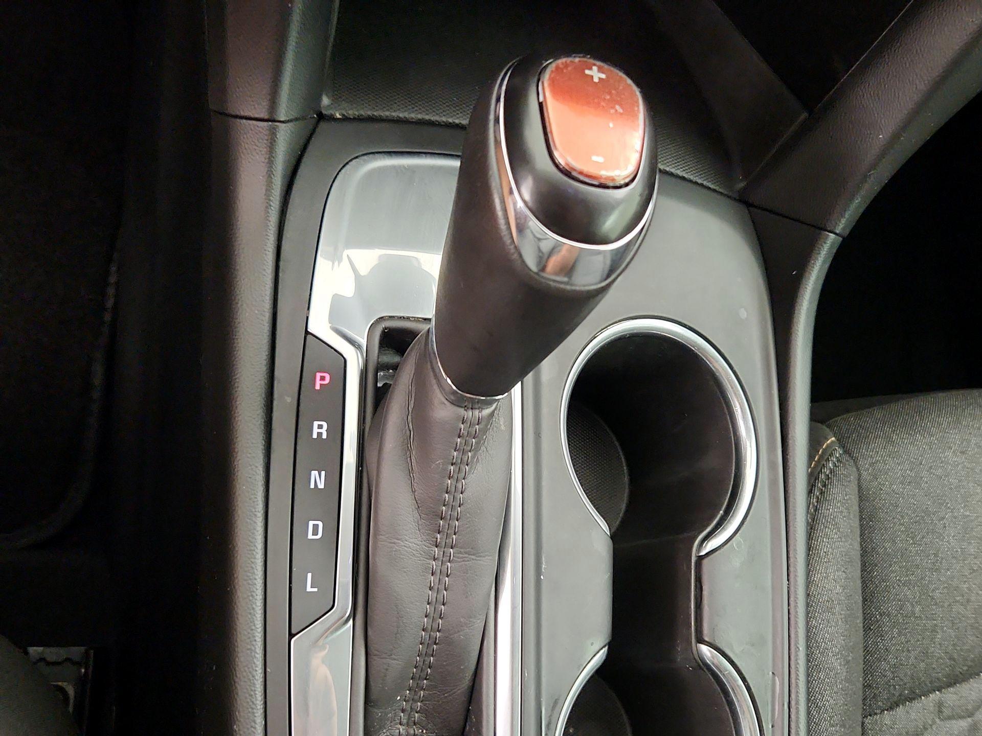 Thumbnail: 2019 Chevrolet Equinox - 17