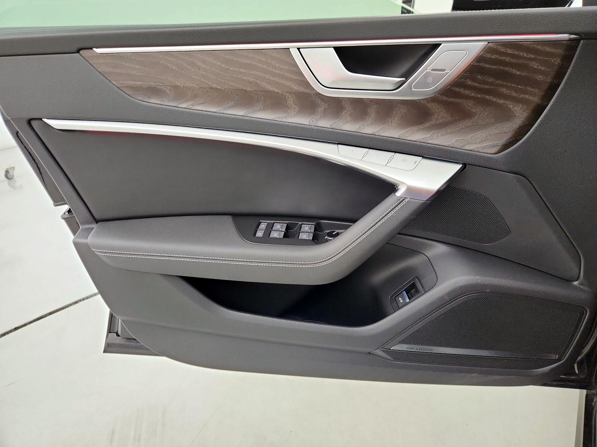 Thumbnail: 2021 Audi A7 - 12