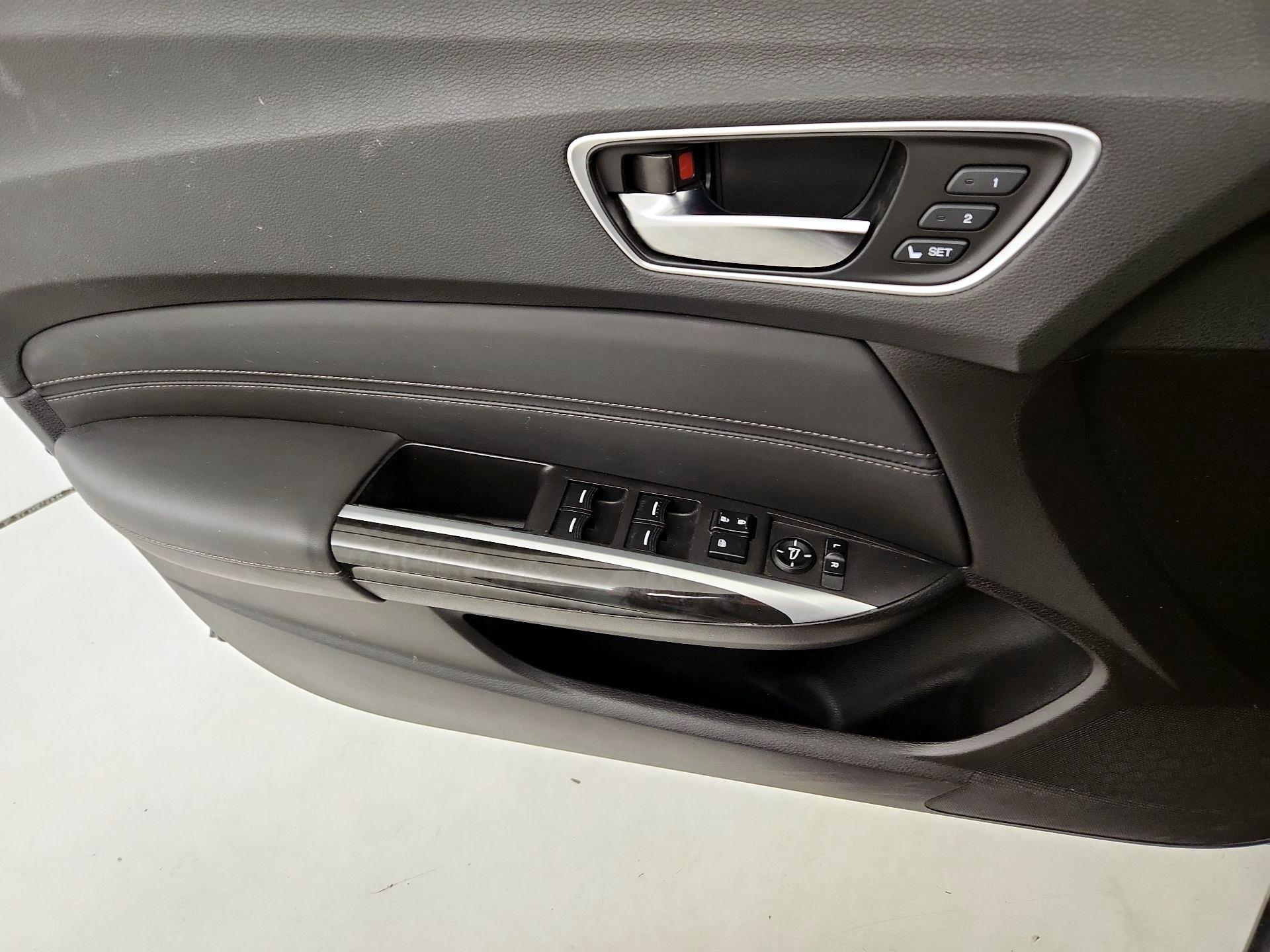 Thumbnail: 2020 Acura TLX - 12