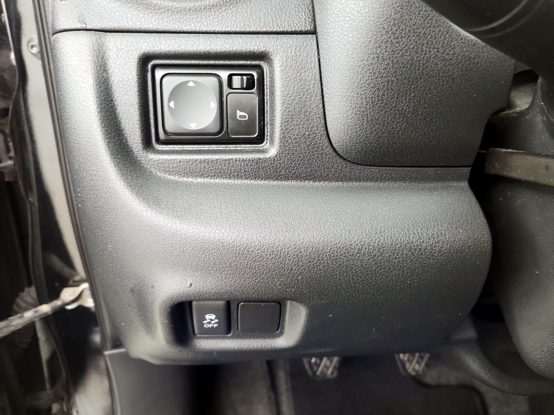 Thumbnail: 2016 Nissan Versa - 13