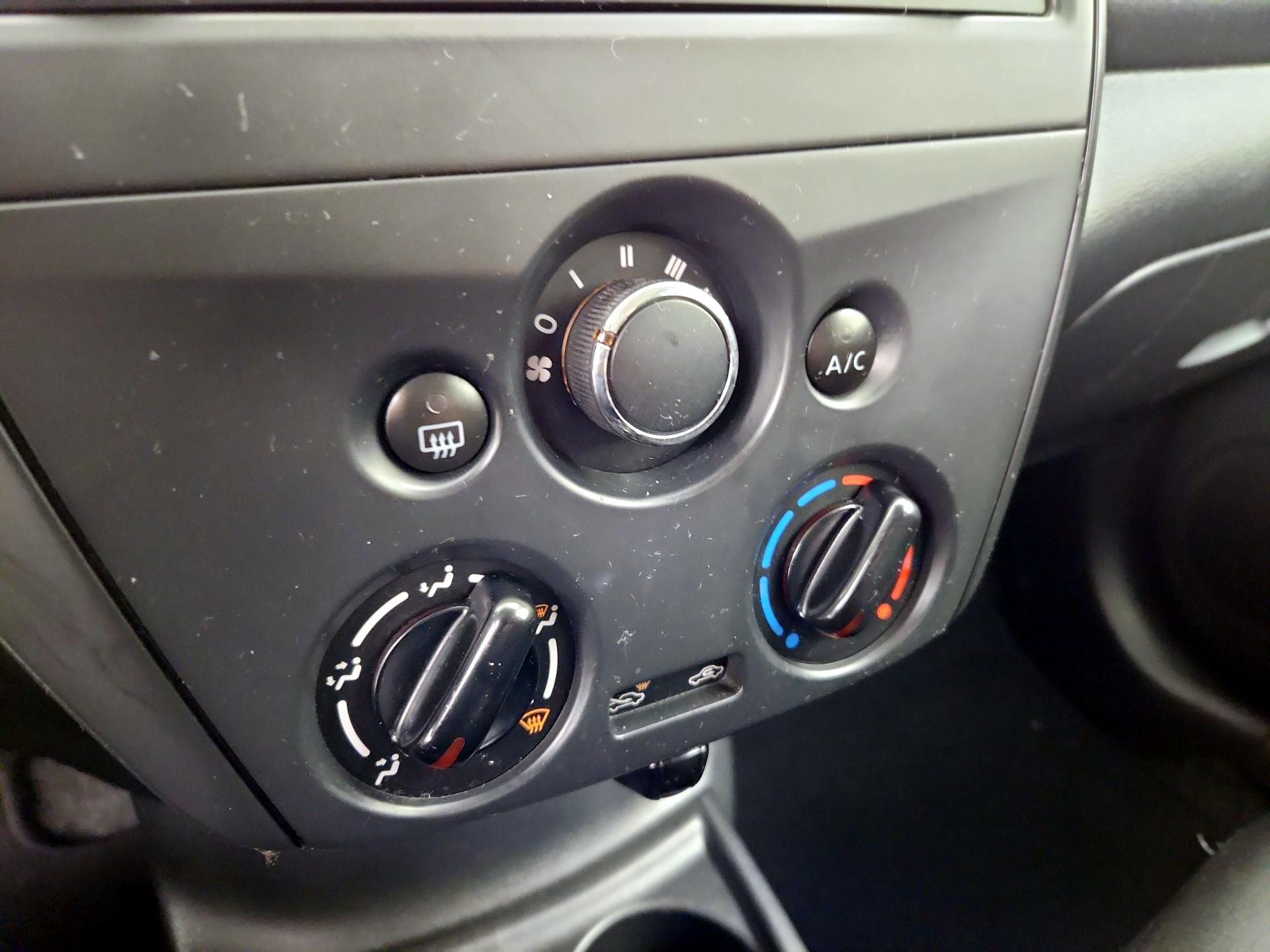 Thumbnail: 2016 Nissan Versa - 15