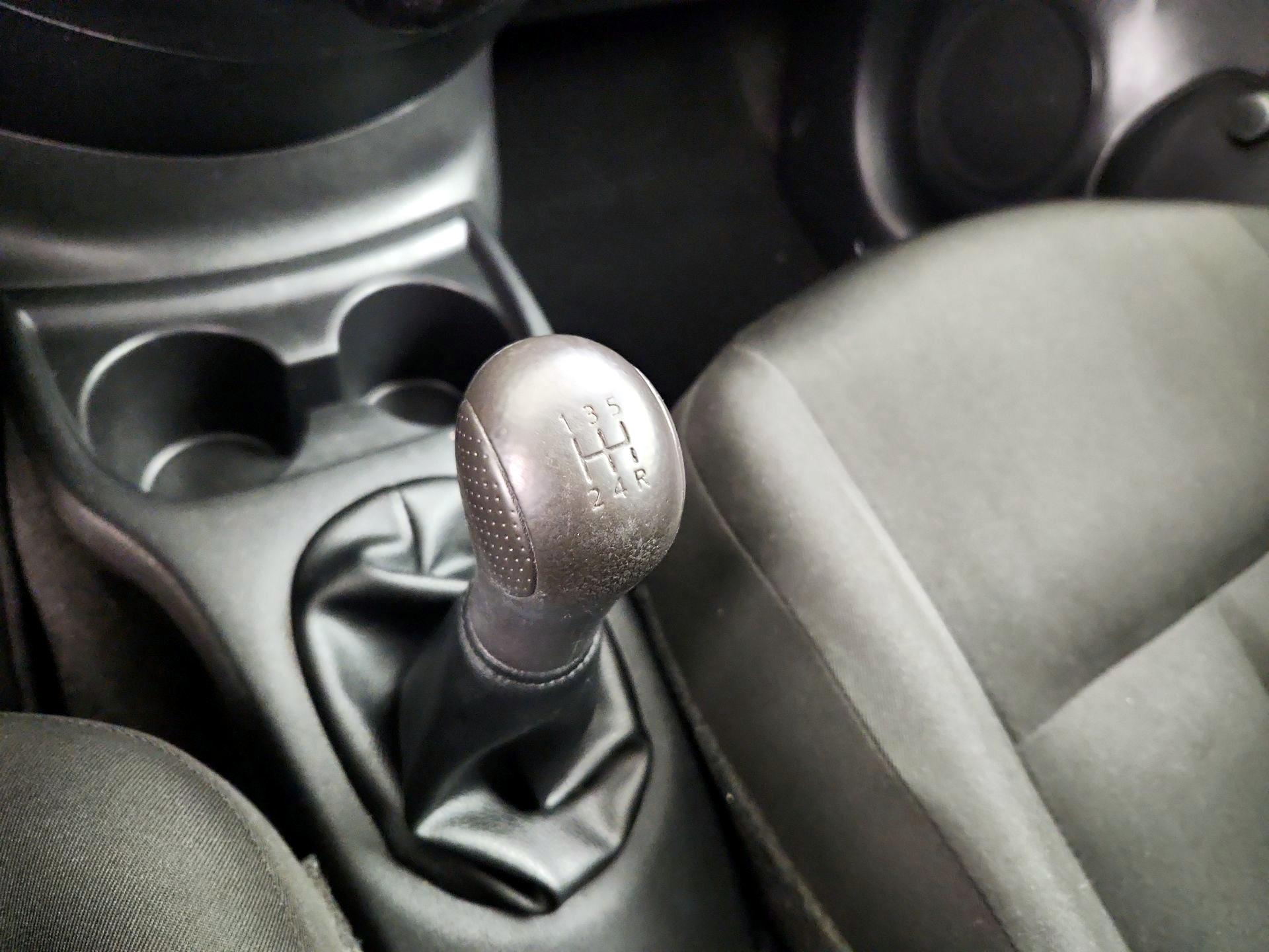 Thumbnail: 2016 Nissan Versa - 16