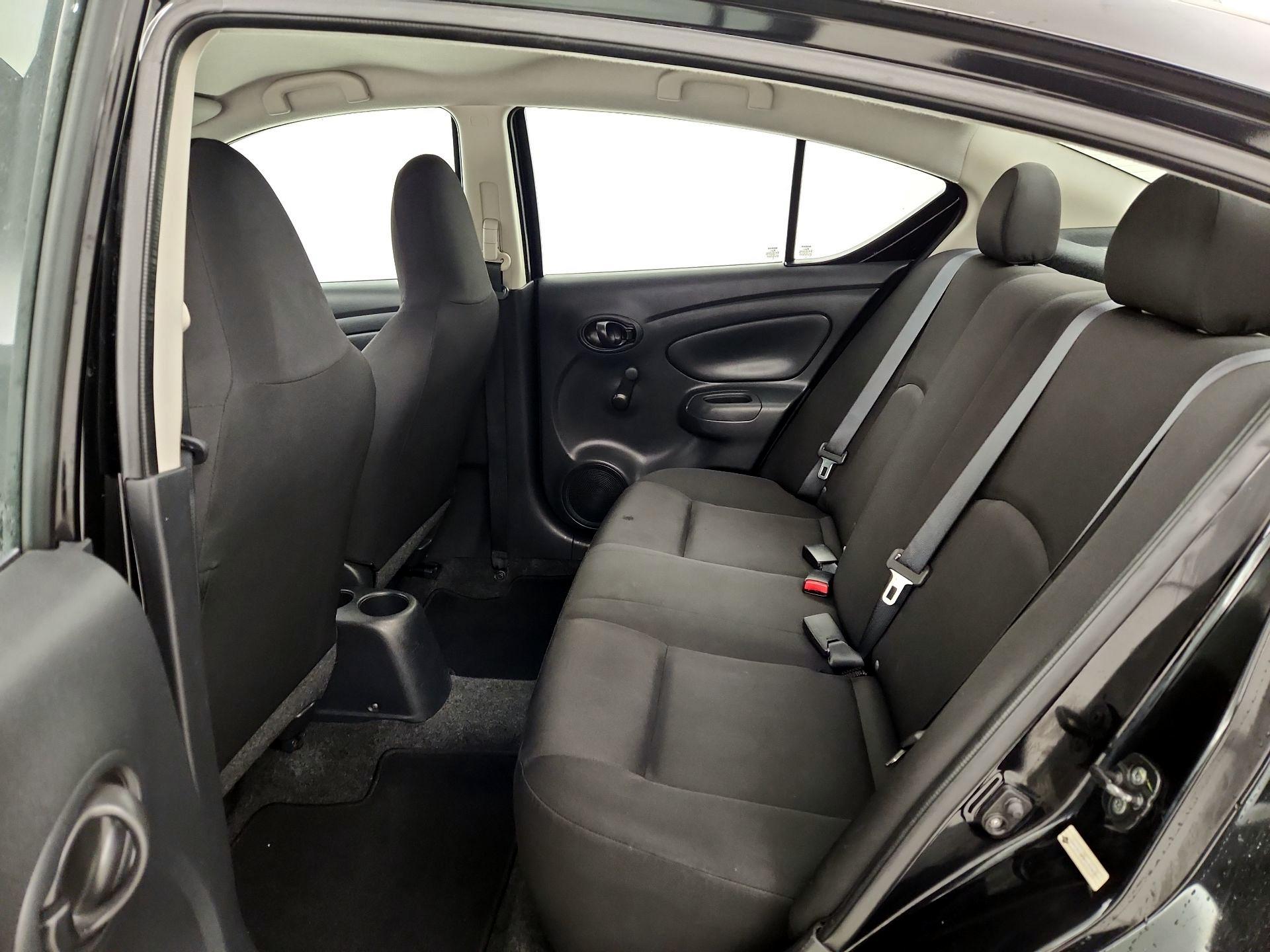 Thumbnail: 2016 Nissan Versa - 18