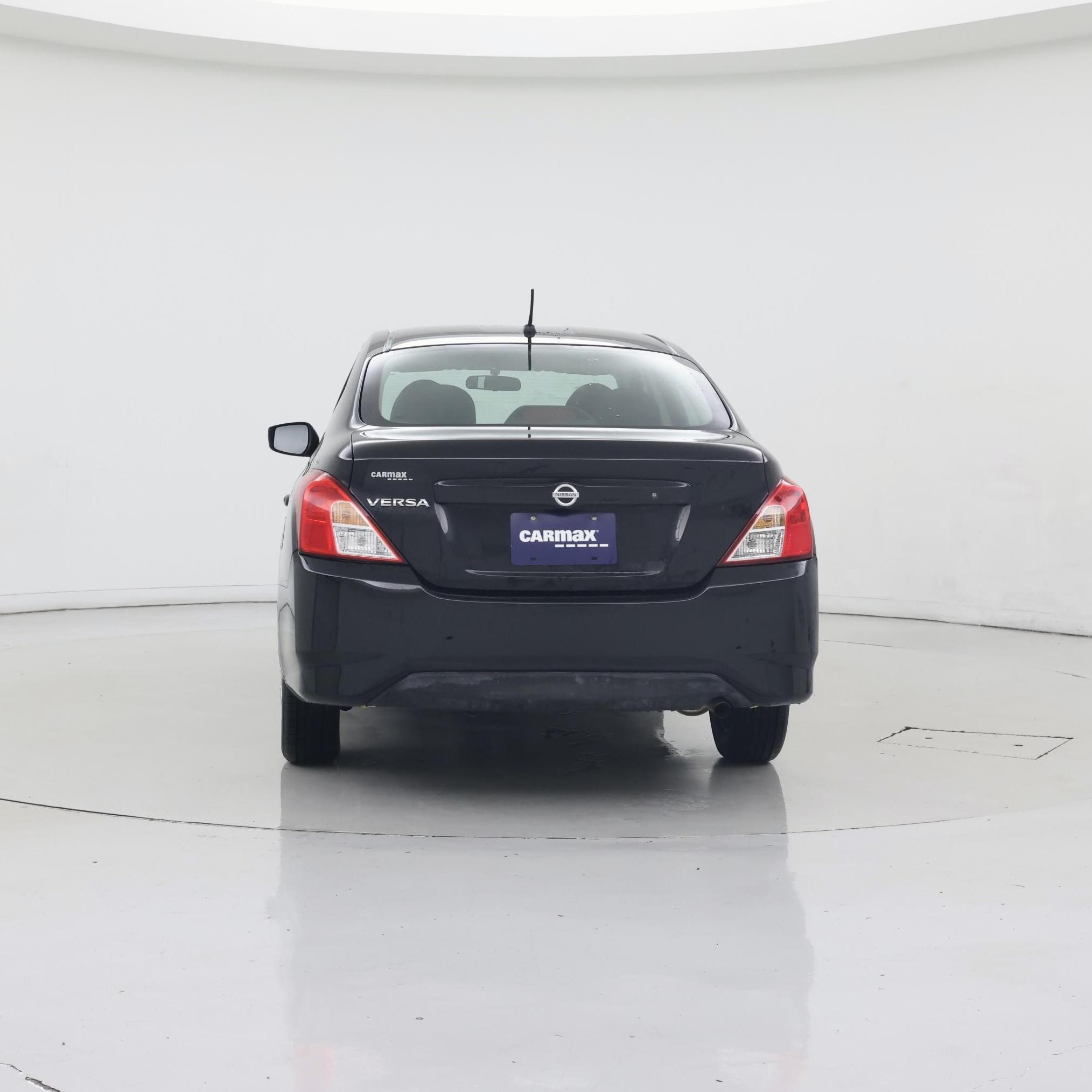 Thumbnail: 2016 Nissan Versa - 6