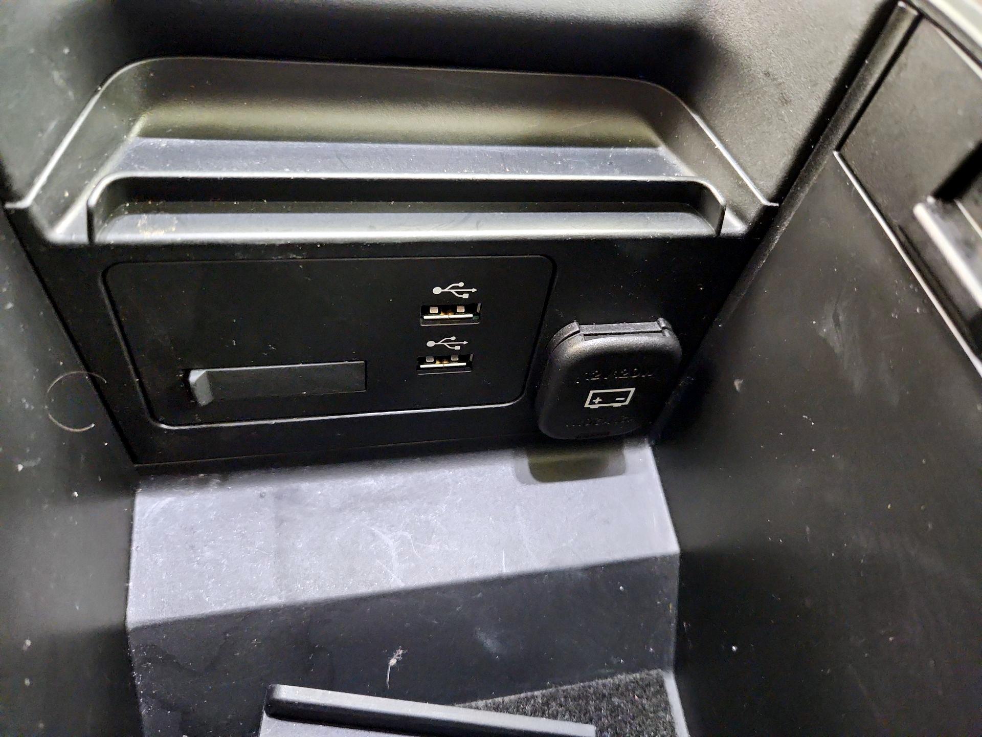 Thumbnail: 2022 Mazda CX-30 - 18