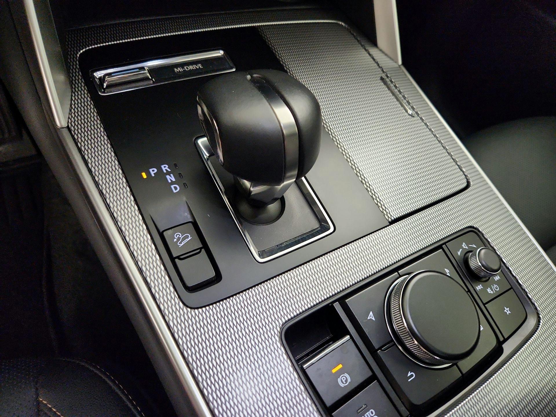 Thumbnail: 2024 Mazda CX-90 - 17