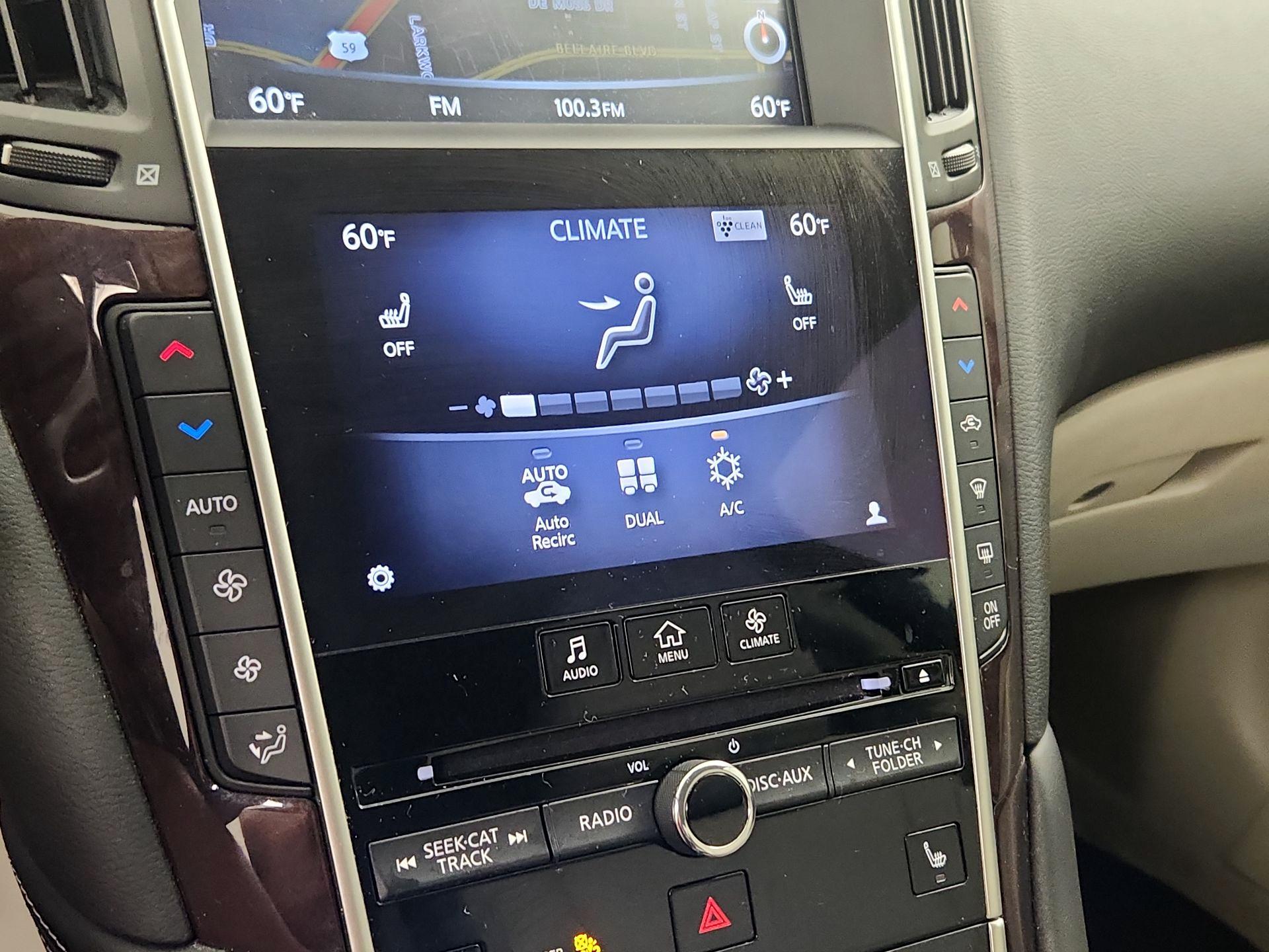 Thumbnail: 2015 INFINITI Q50 - 17