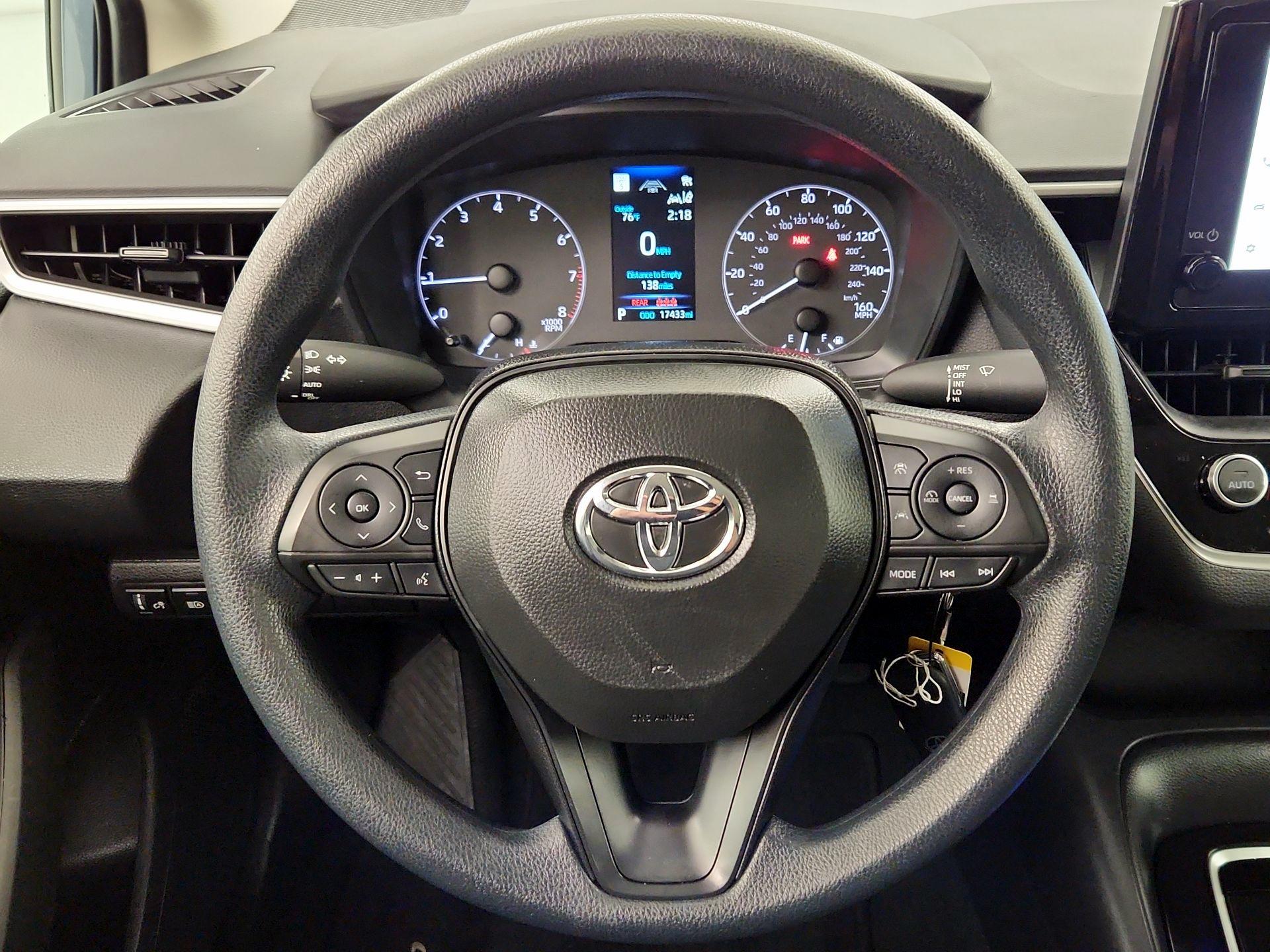 Thumbnail: 2025 Toyota Corolla - 10