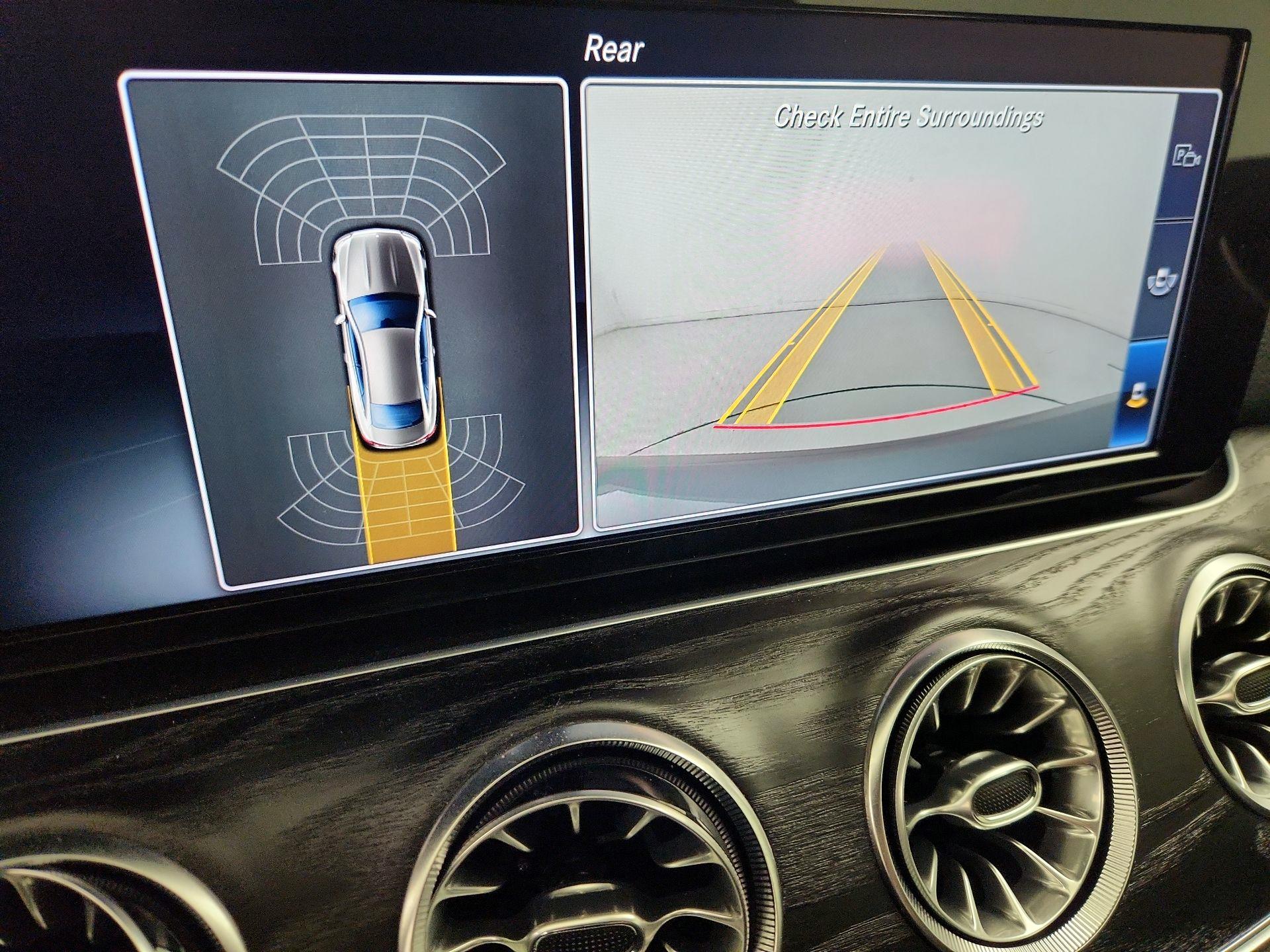 Thumbnail: 2018 Mercedes-Benz E-Class - 15