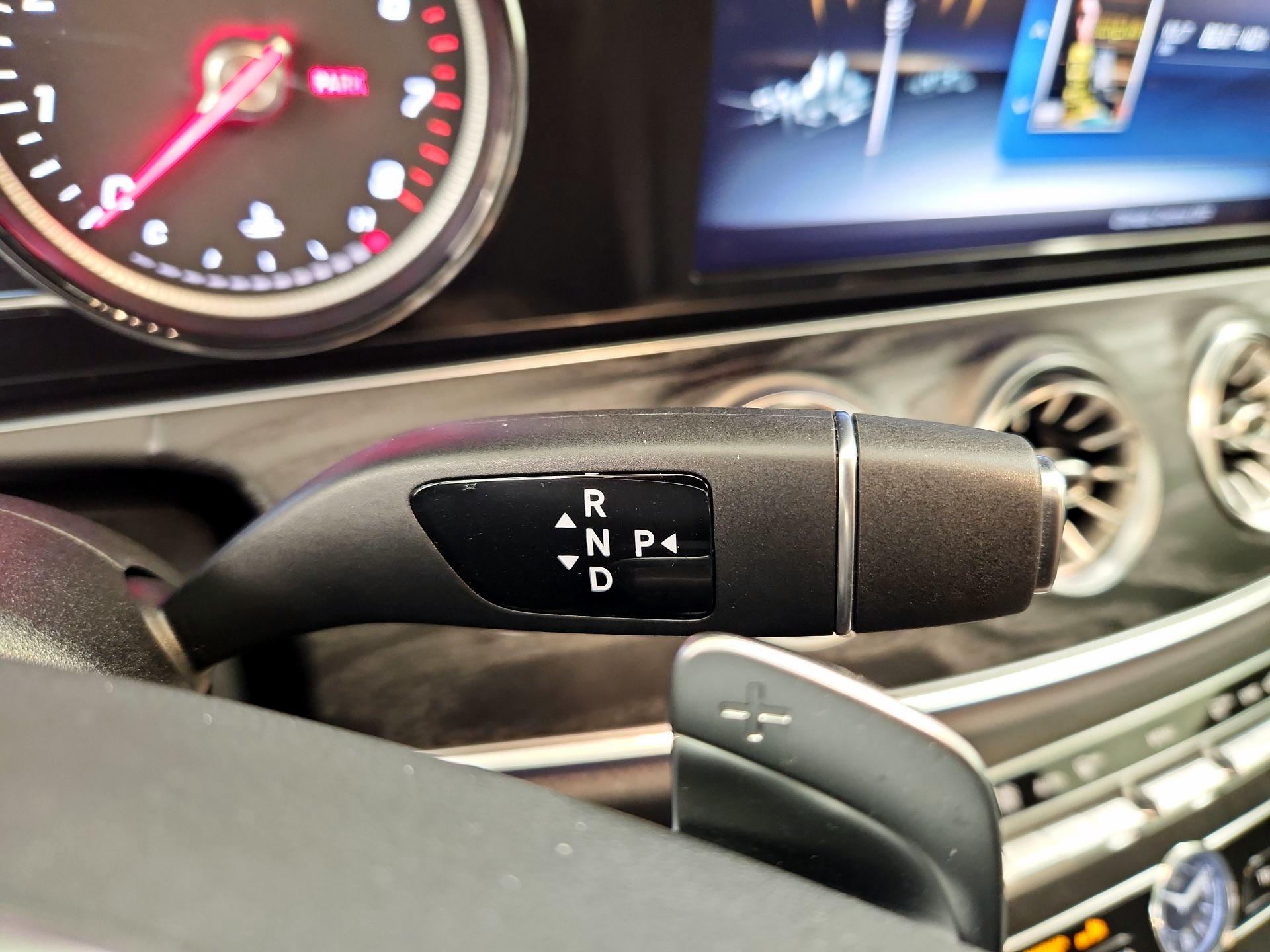 Thumbnail: 2018 Mercedes-Benz E-Class - 18