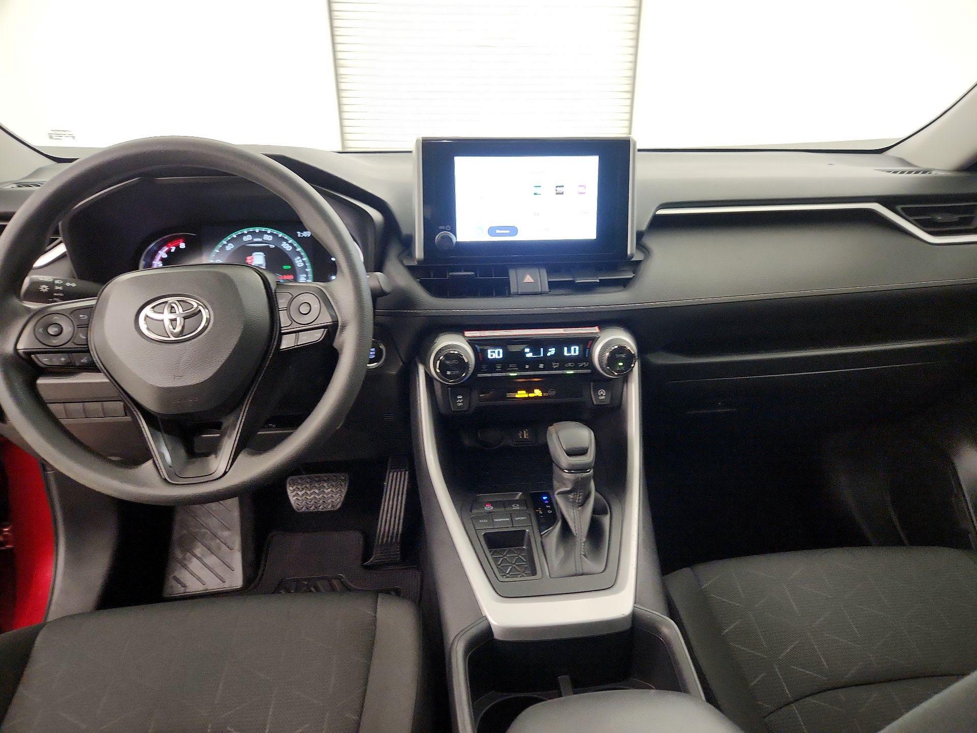 Thumbnail: 2025 Toyota RAV4 - 9