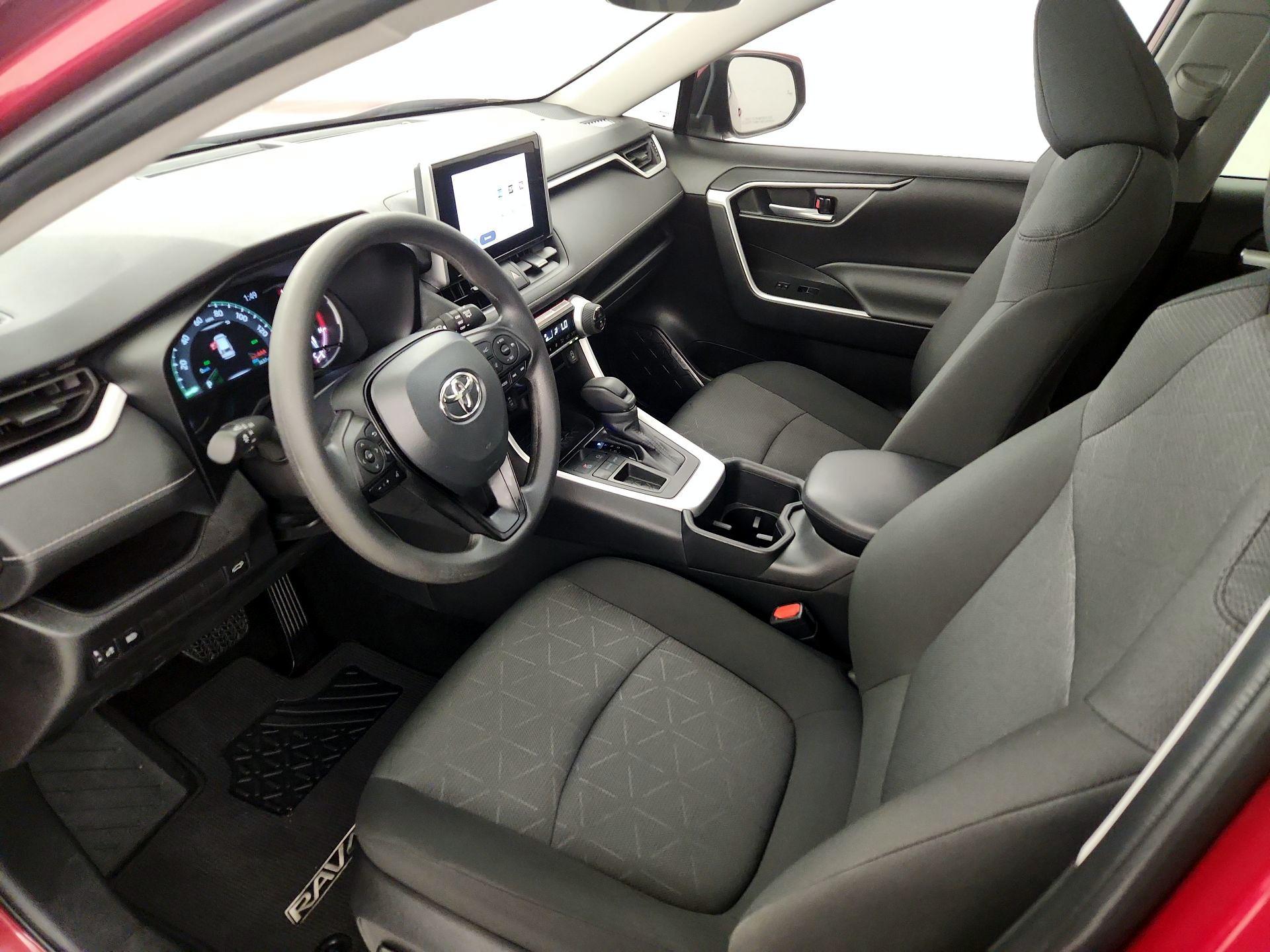 Thumbnail: 2025 Toyota RAV4 - 11