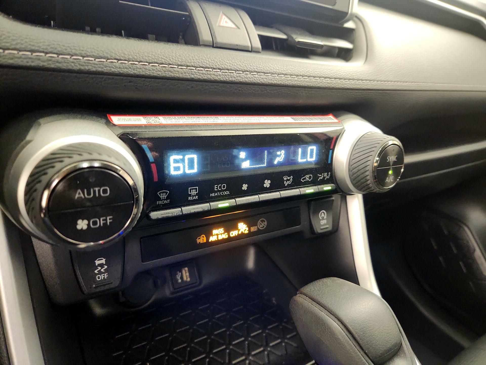 Thumbnail: 2025 Toyota RAV4 - 16