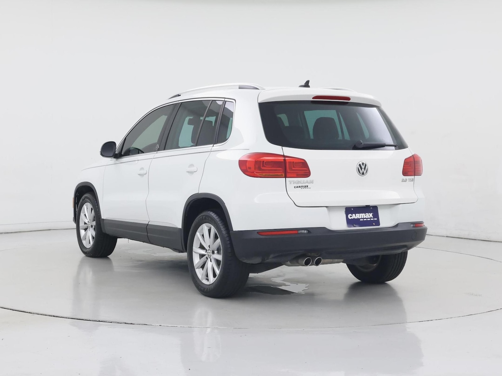 2017 Volkswagen Tiguan Wolfsburg Edition - Photo 3