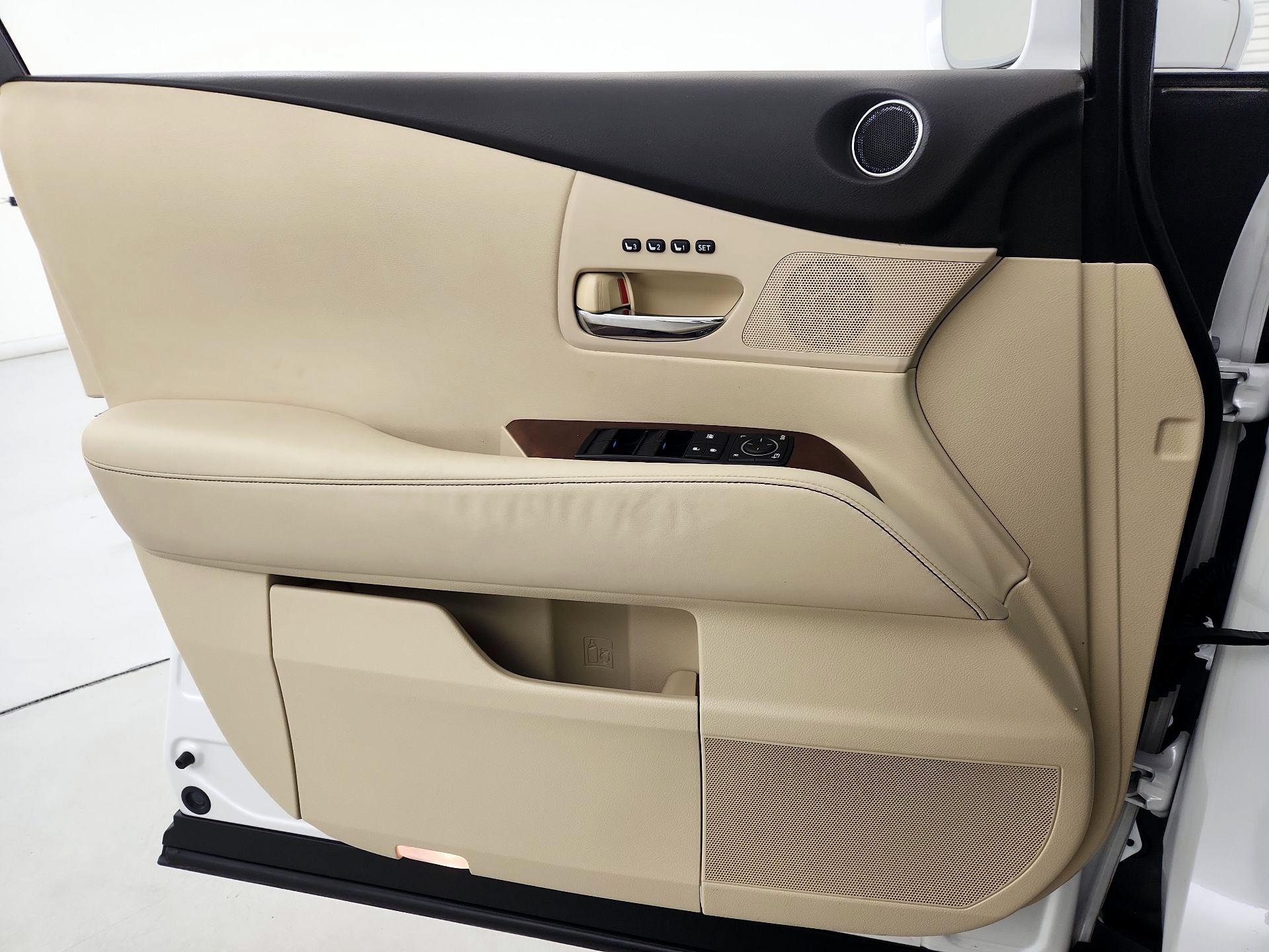 Thumbnail: 2014 Lexus RX - 12