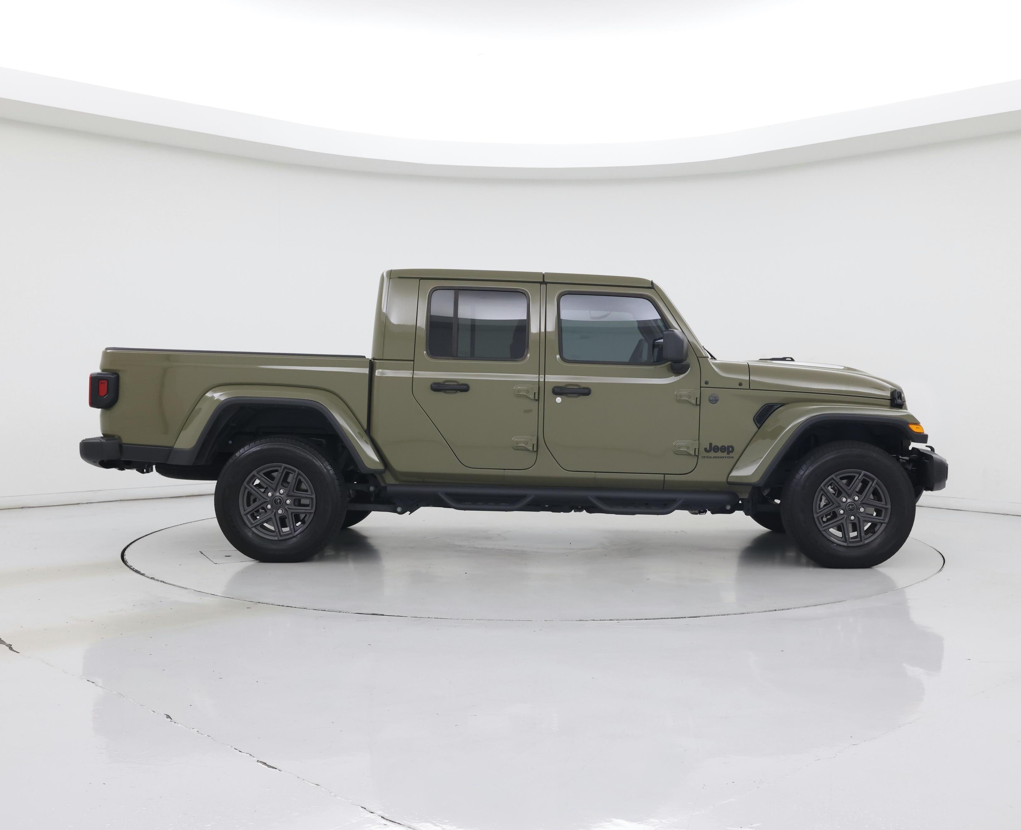 Thumbnail: 2025 Jeep Gladiator - 7