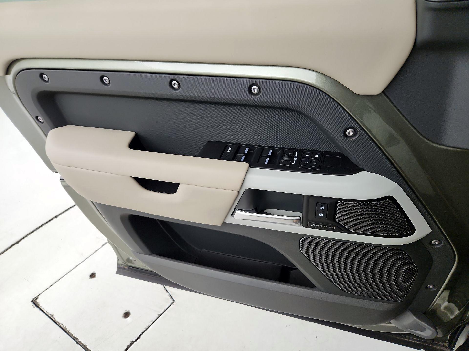 Thumbnail: 2024 Land Rover Defender - 12