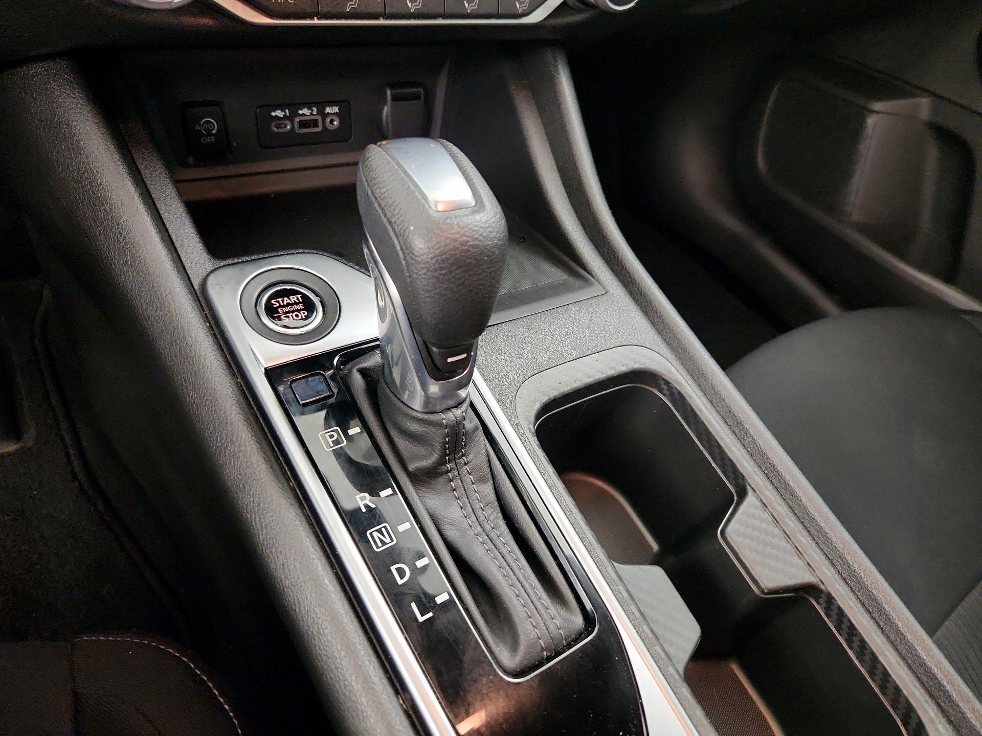 Thumbnail: 2024 Nissan Sentra - 17