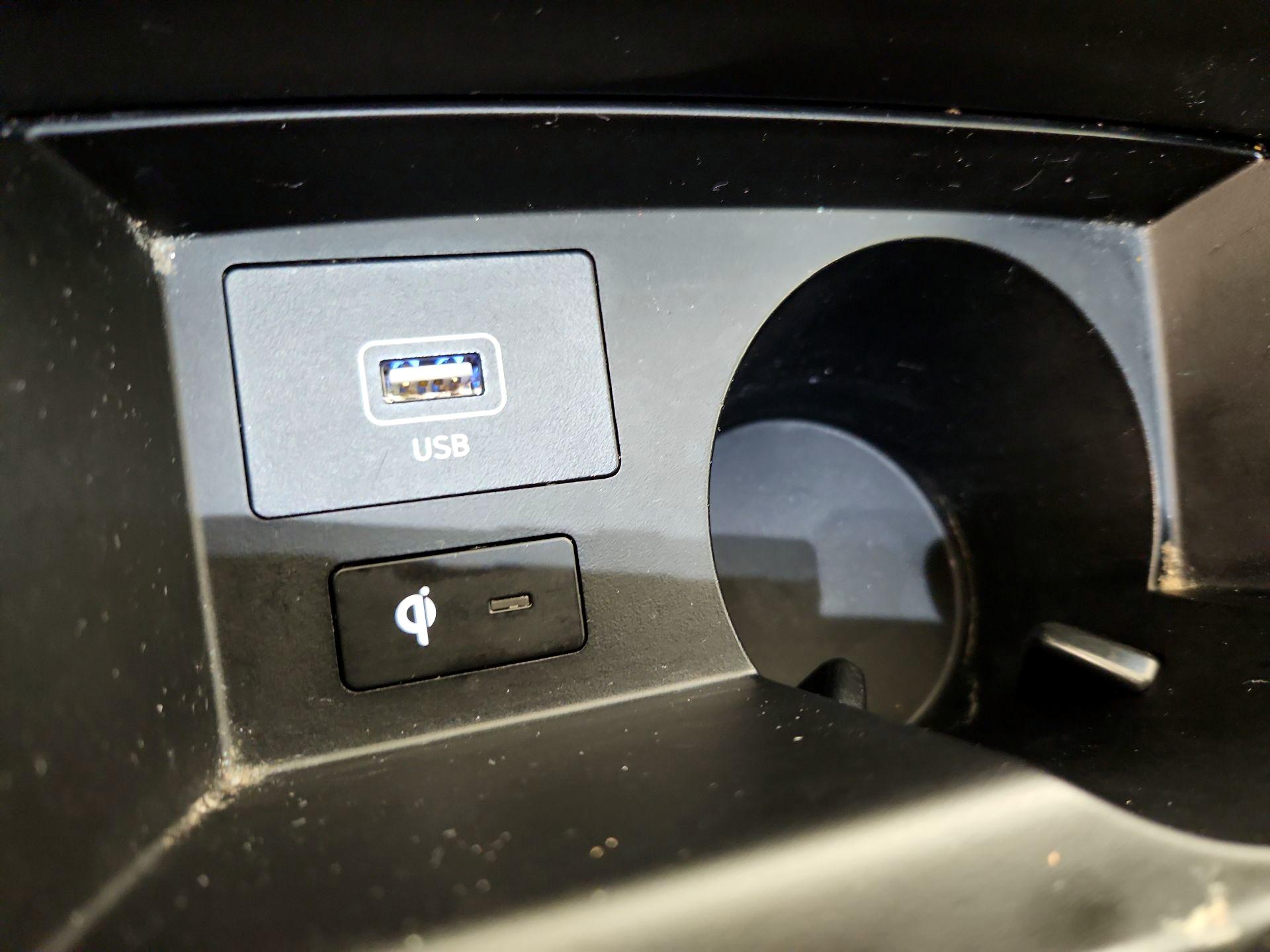 Thumbnail: 2023 Hyundai Santa Fe - 19