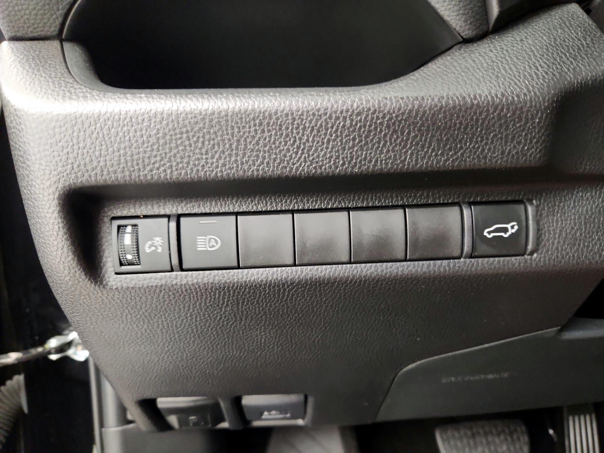 Thumbnail: 2025 Toyota RAV4 - 13