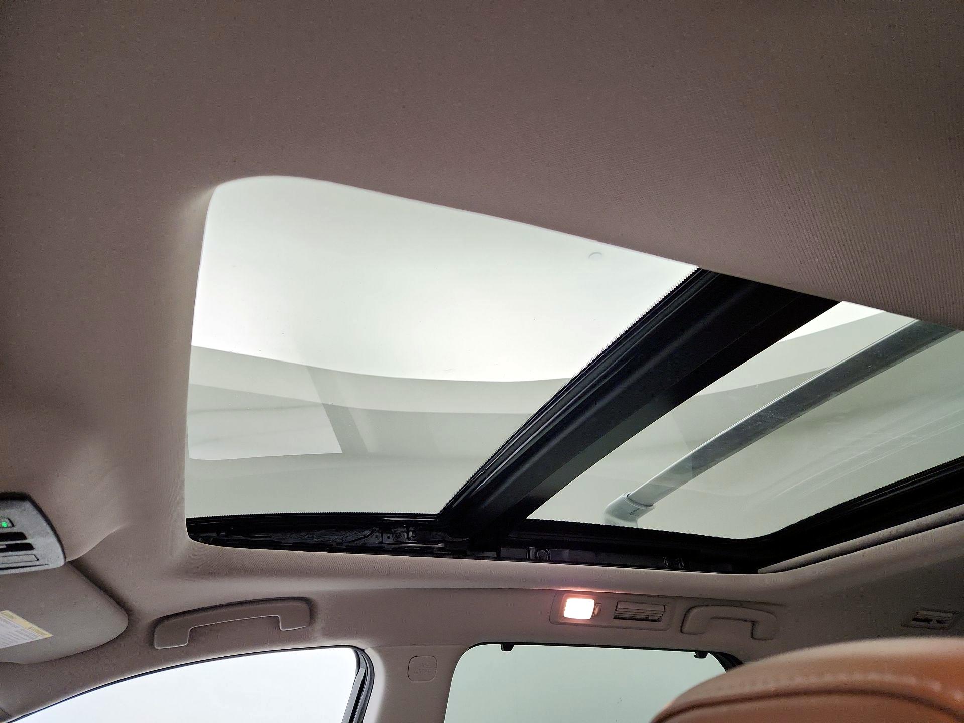 Thumbnail: 2023 Nissan Pathfinder - 20